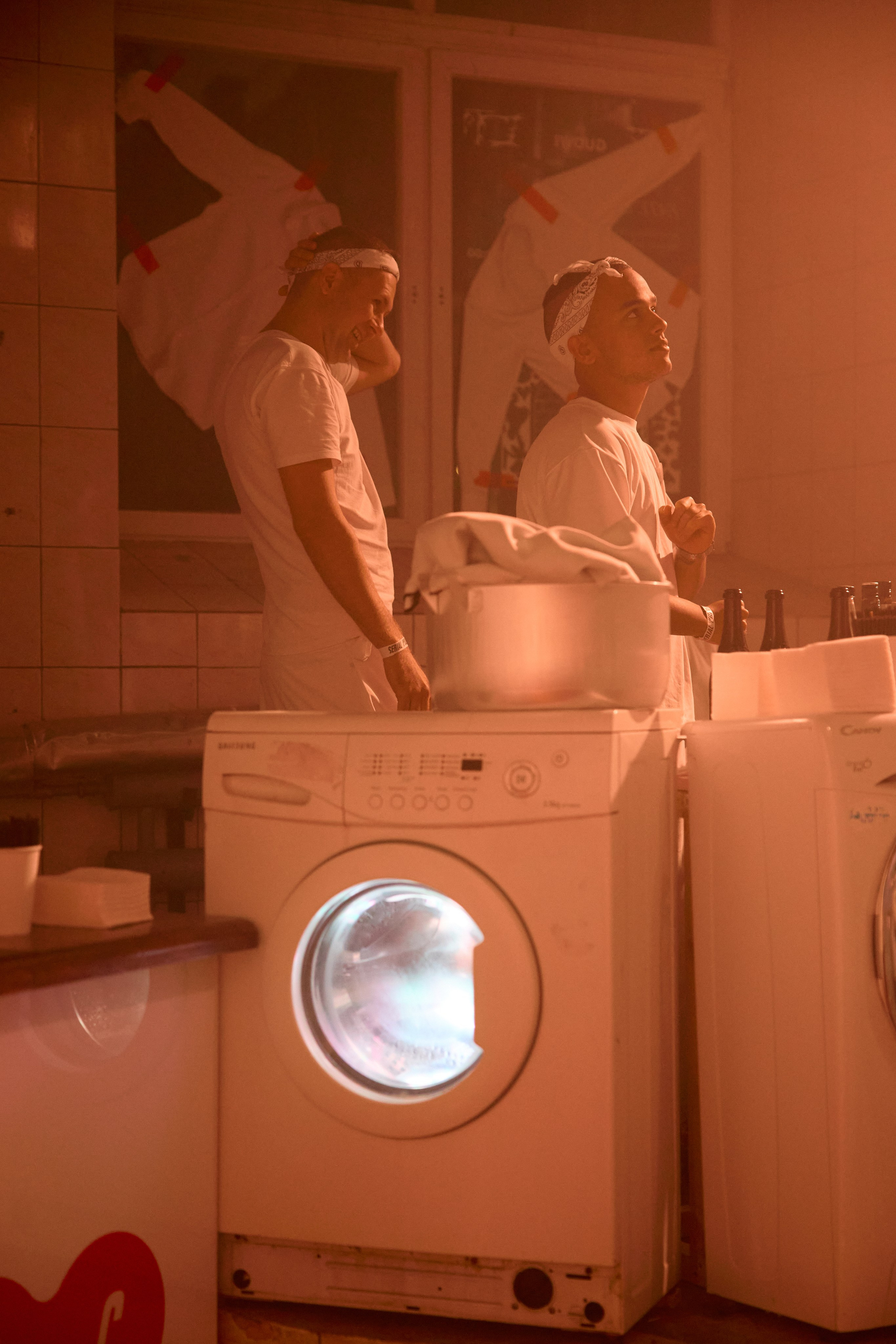 репортажная фотосъемка вечеринка выпускной serial killer чистилище артур погосян bonweddings репортажный фотограф москва екатеринбург калининград 