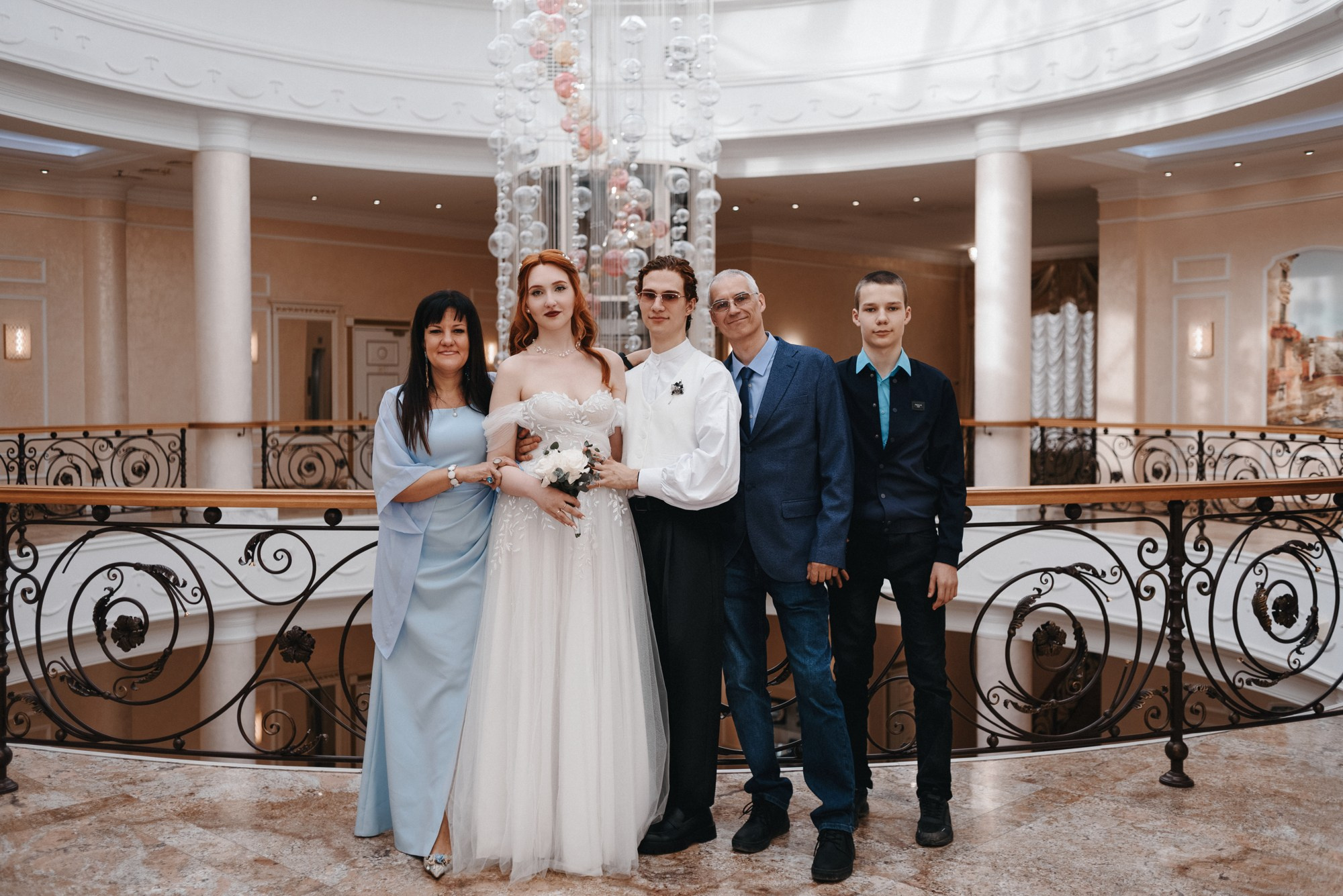 Свадебная фотосессия в Тюмени: ЗАГС, Мост Влюбленных и Монастырь | Фотограф Дарья Мустафина. Портретный фотограф Тюмень Дарья Мустафина