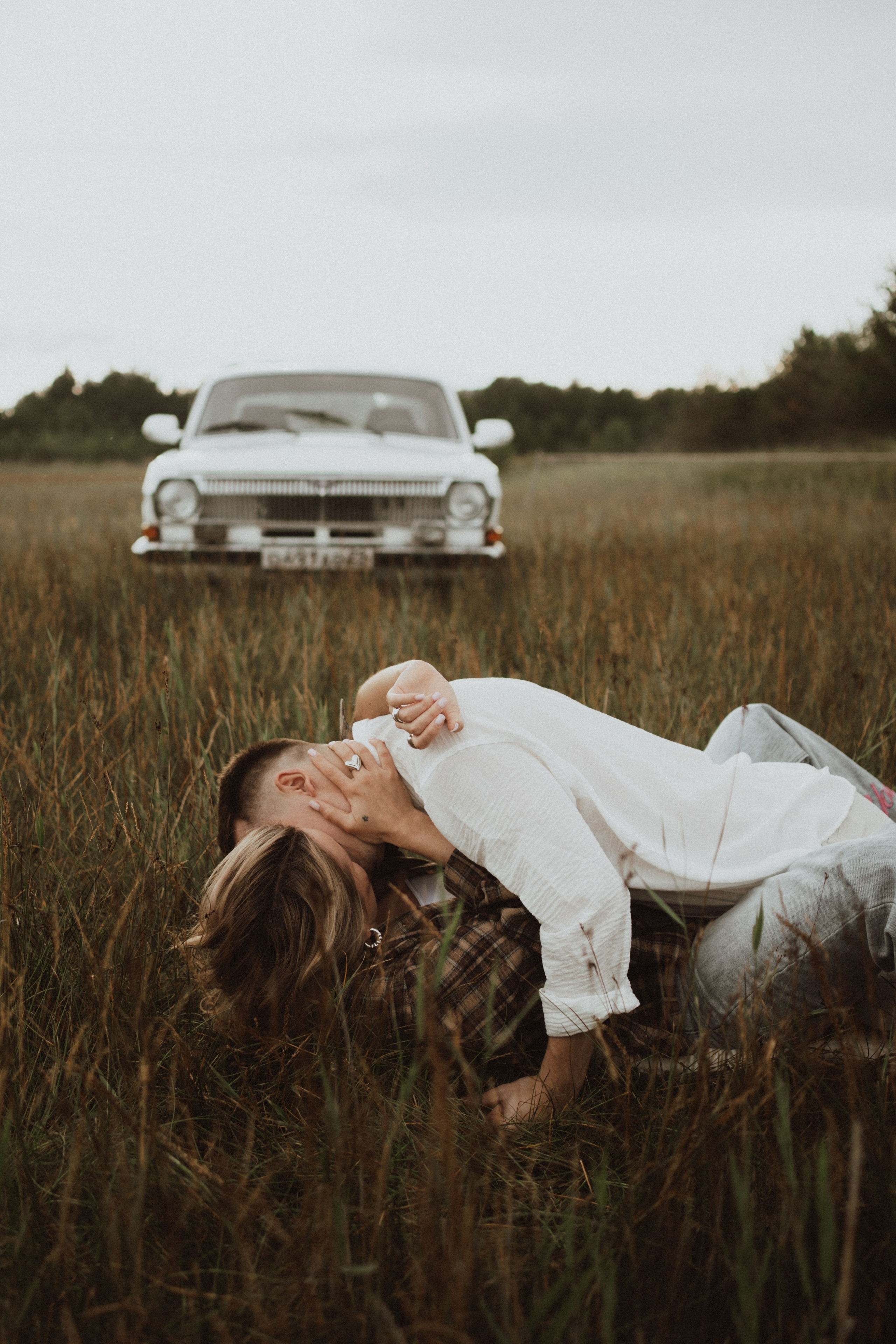 [… two lovers and volga]. Фотограф в Архангельске