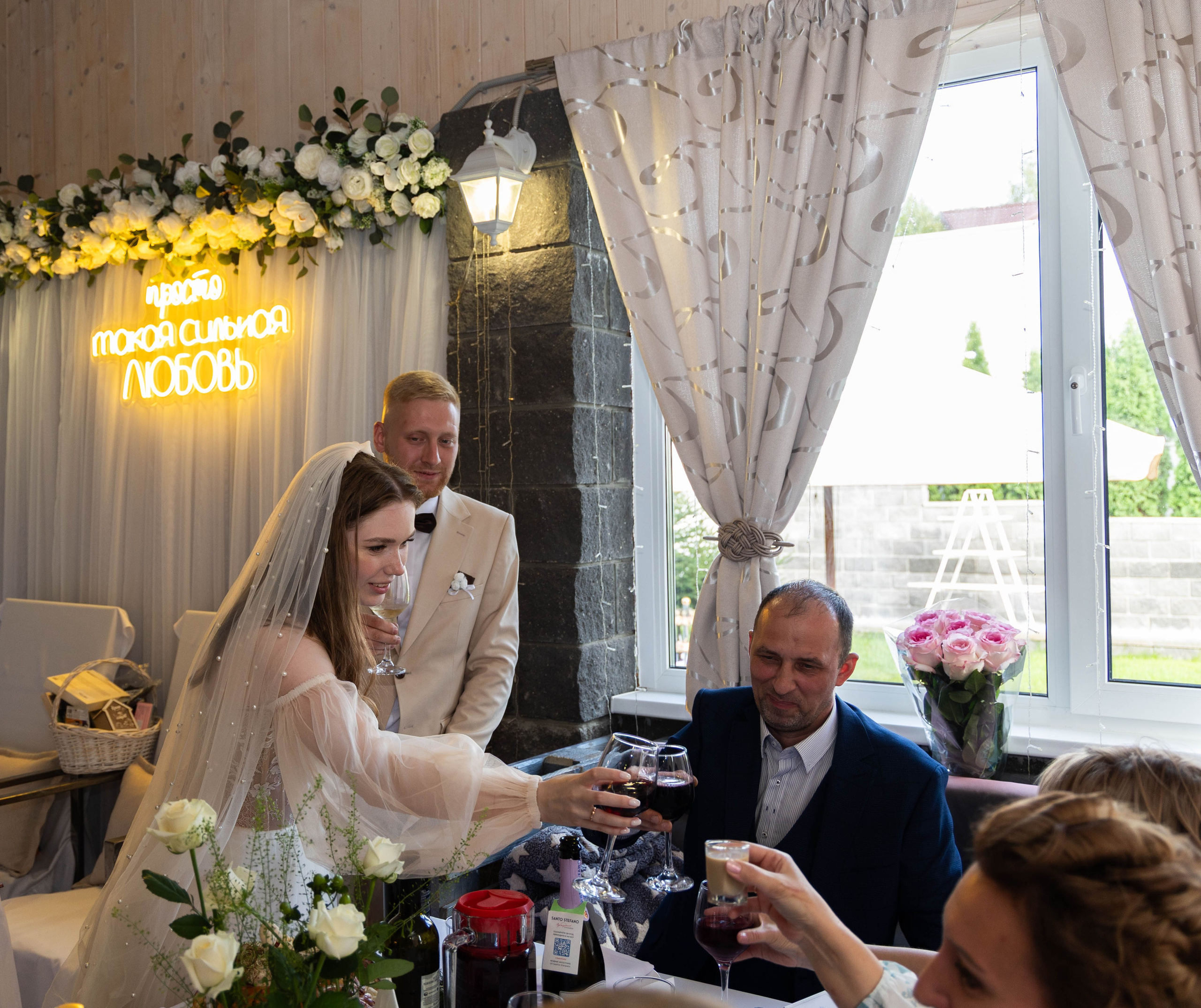 Свадебная фотосессия свадебный фотограф Татьяна Марсуверских свадебная фотопрогулка Москва Жуковский. Фотограф для маркетплейсов, фотоуслуги в Жуковском Татьяна Марсуверских