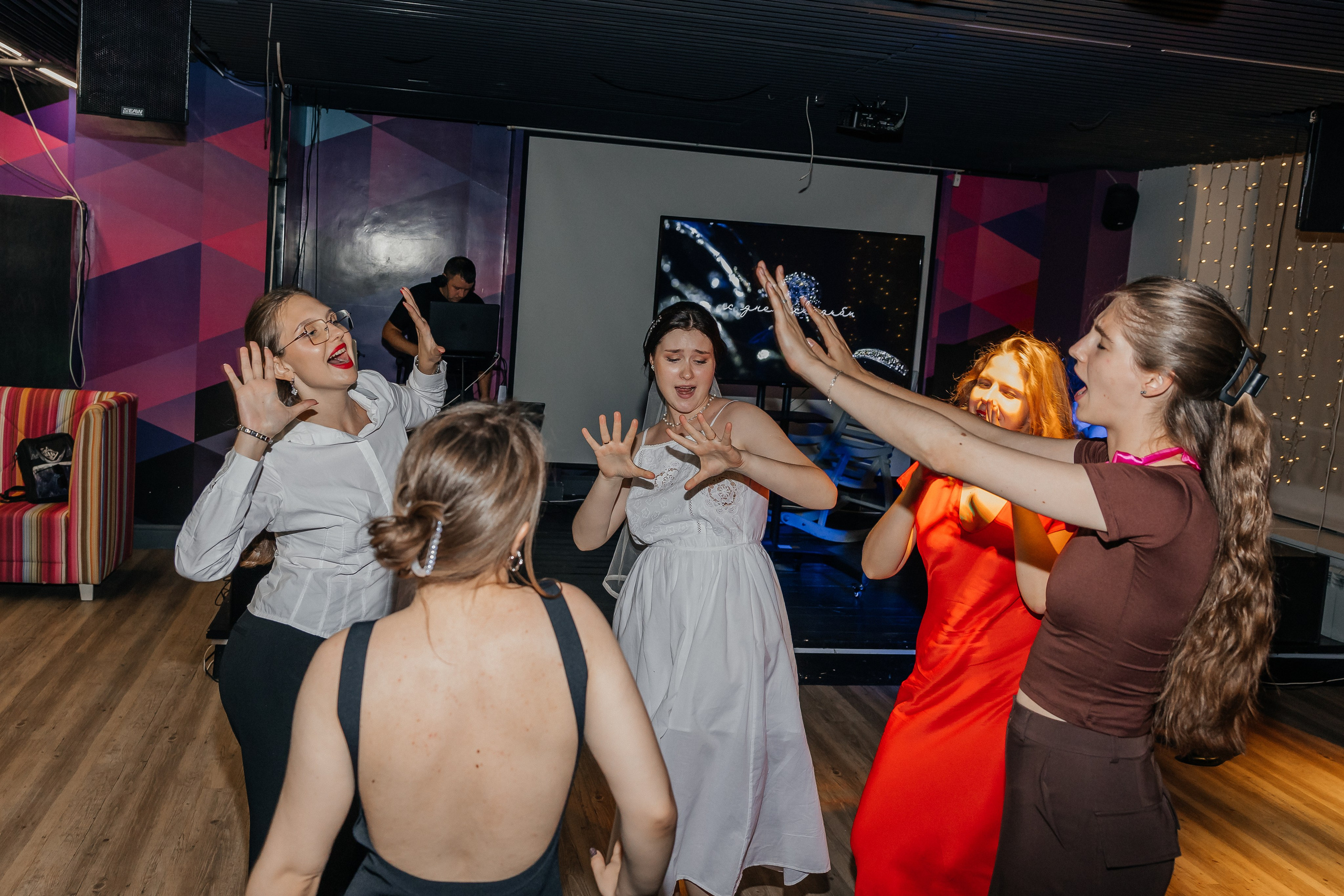 Свадебная фотосессия Новосибирск. Женский и событийный фотограф в Новосибирске Оксана Чумакова