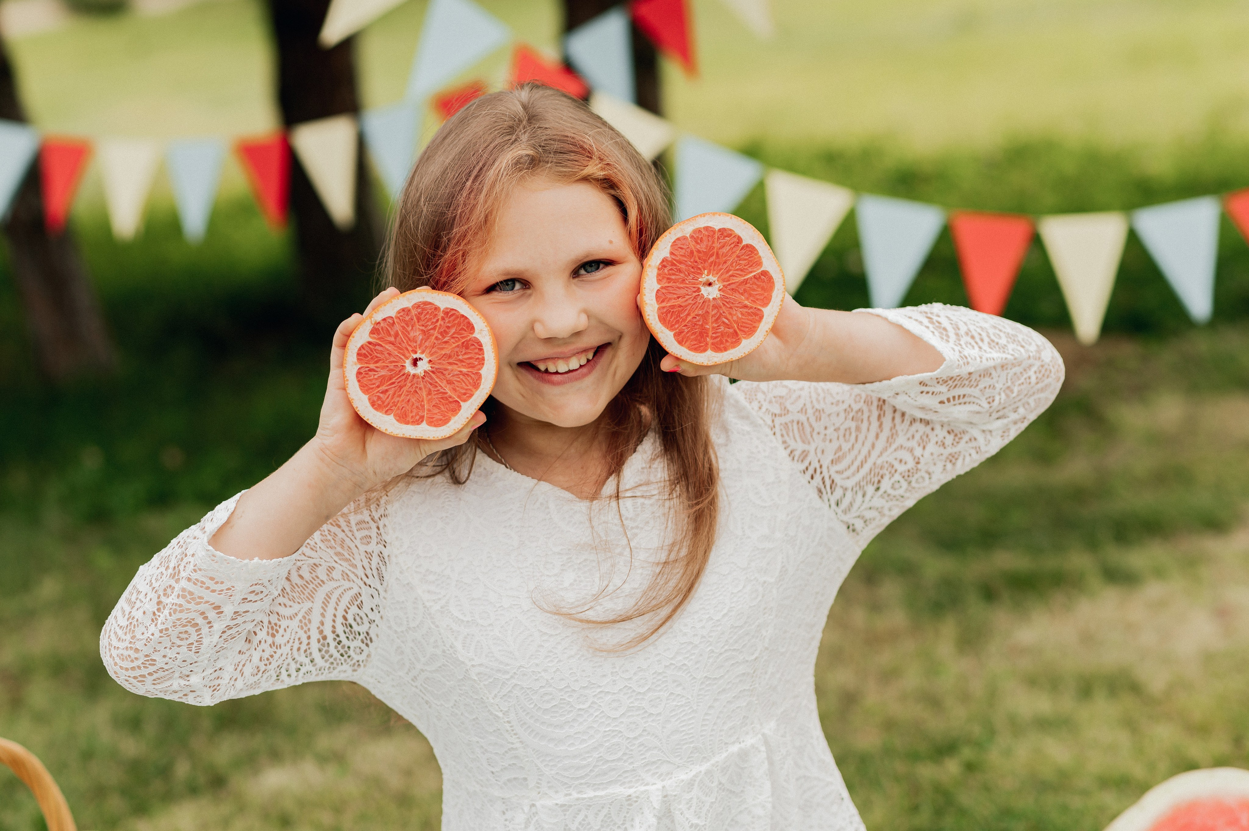 ЛЕТО. ПАРК. АРБУЗ. Профессиональный репортажный, коммерческий фотограф в Санкт-Петербурге