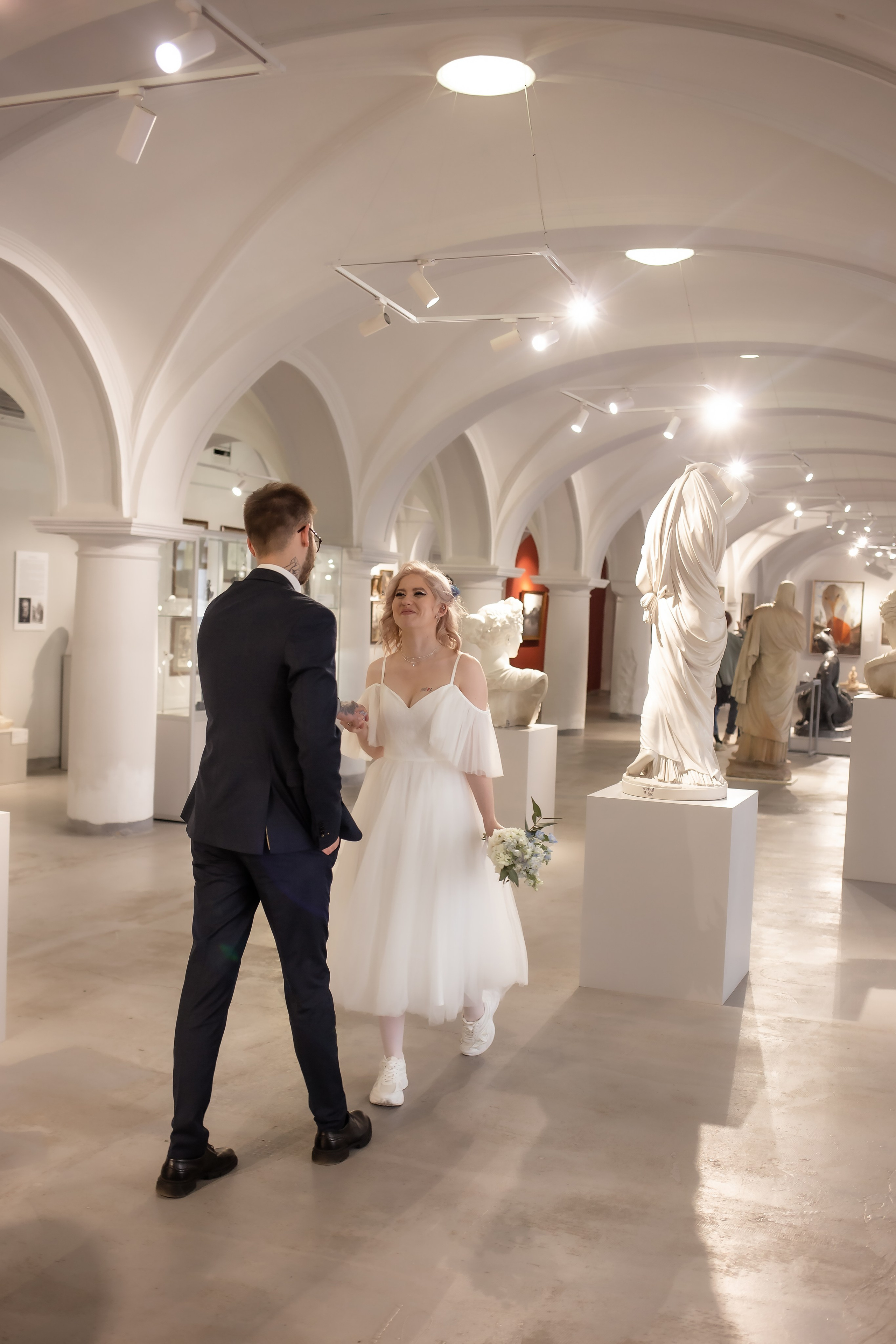 Максим и Александра. Биржевой сквер. Фотограф в Калининграде Решетникова Алина