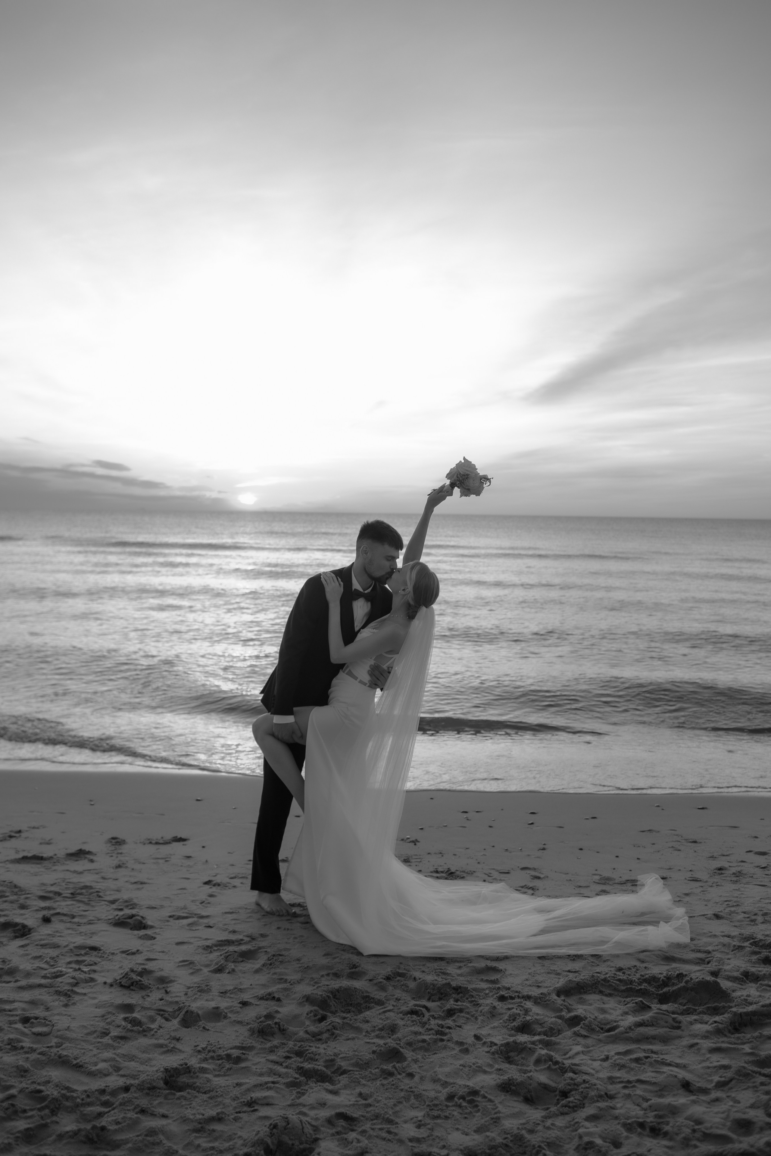 Александра и Влад. На закате. Фотограф в Калининграде Решетникова Алина