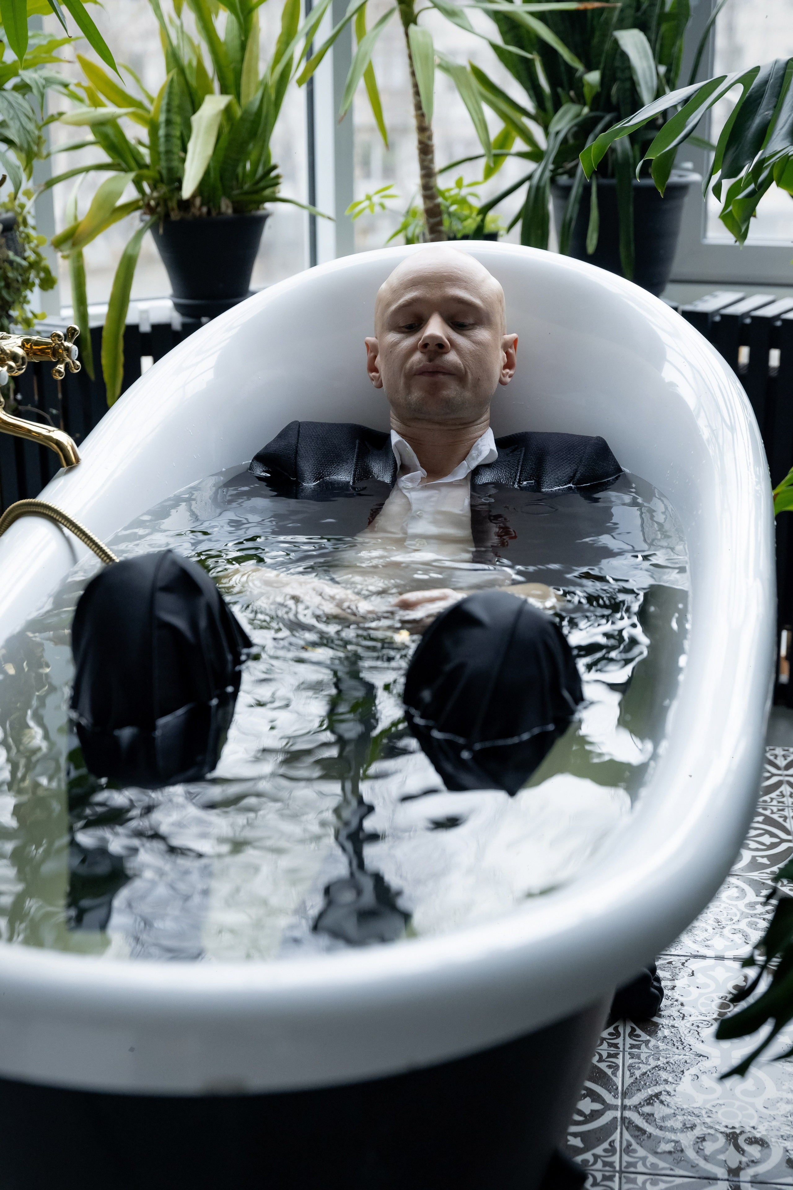 Мужской портрет в ванной. Рыжий Фотограф Иркутск