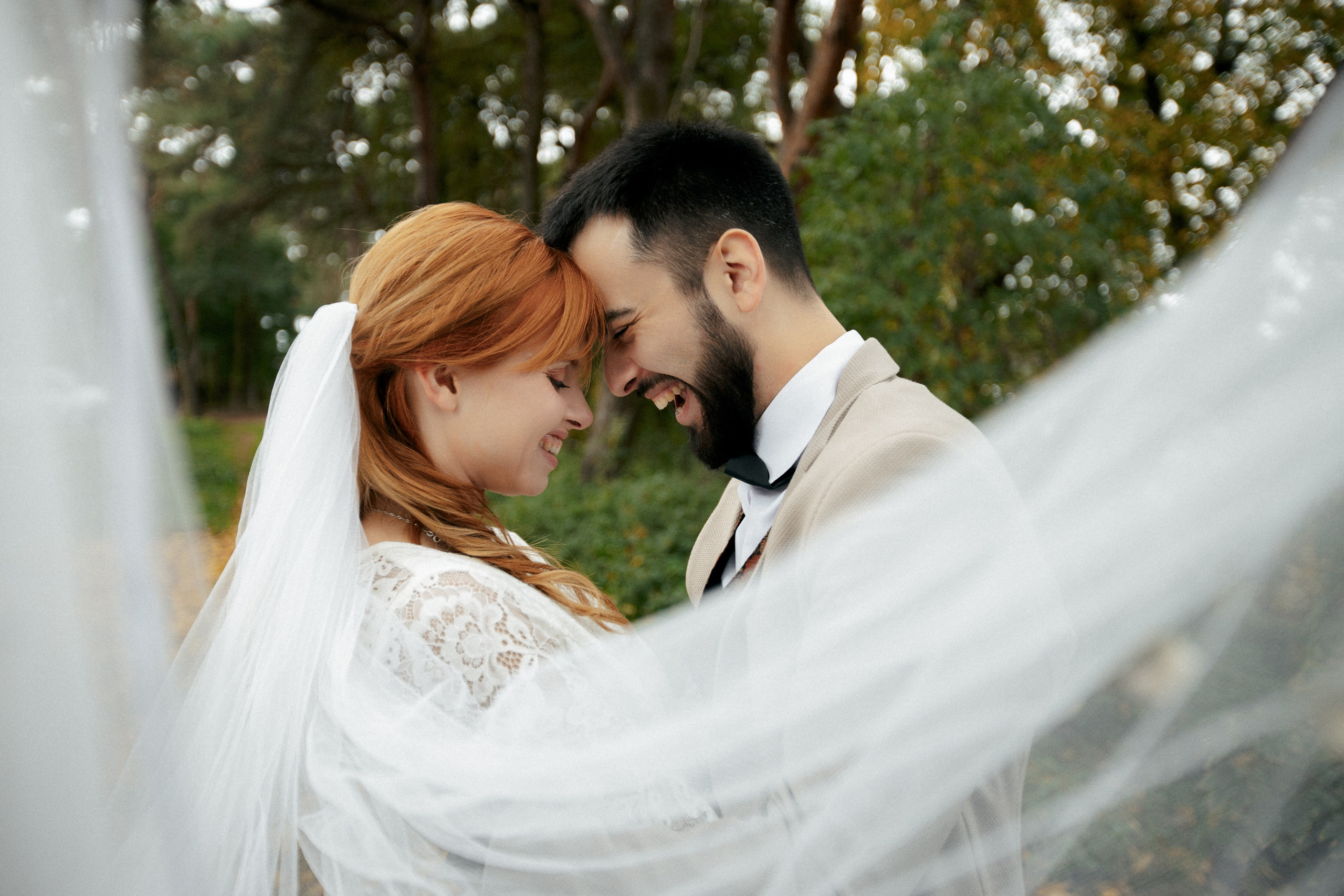 Ślubna sesja zdjęciowa w plenerze. Свадебный фотограф Варшава Лодзь Польша Елена Юцова