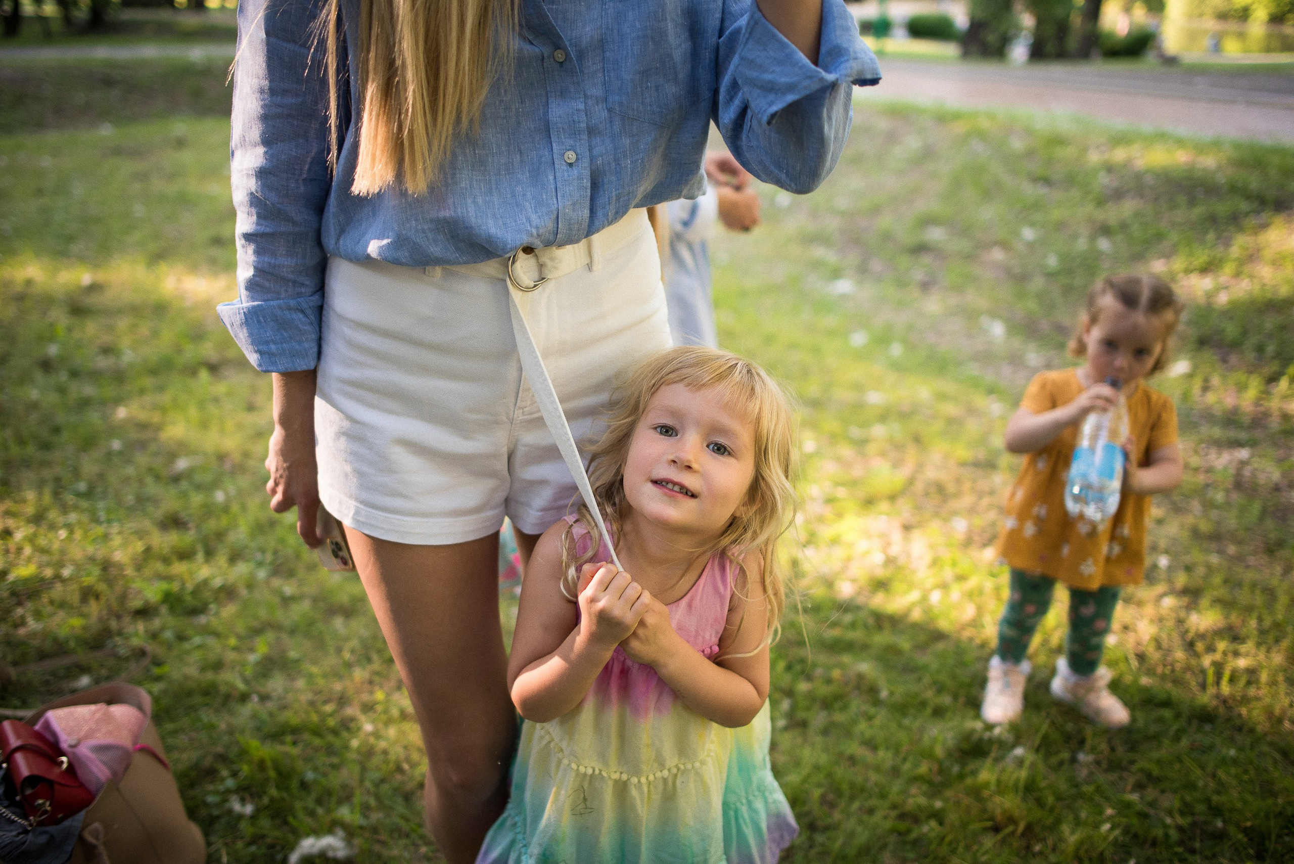 Park Family Walk. Documentary family photography in Barcelona and beyond