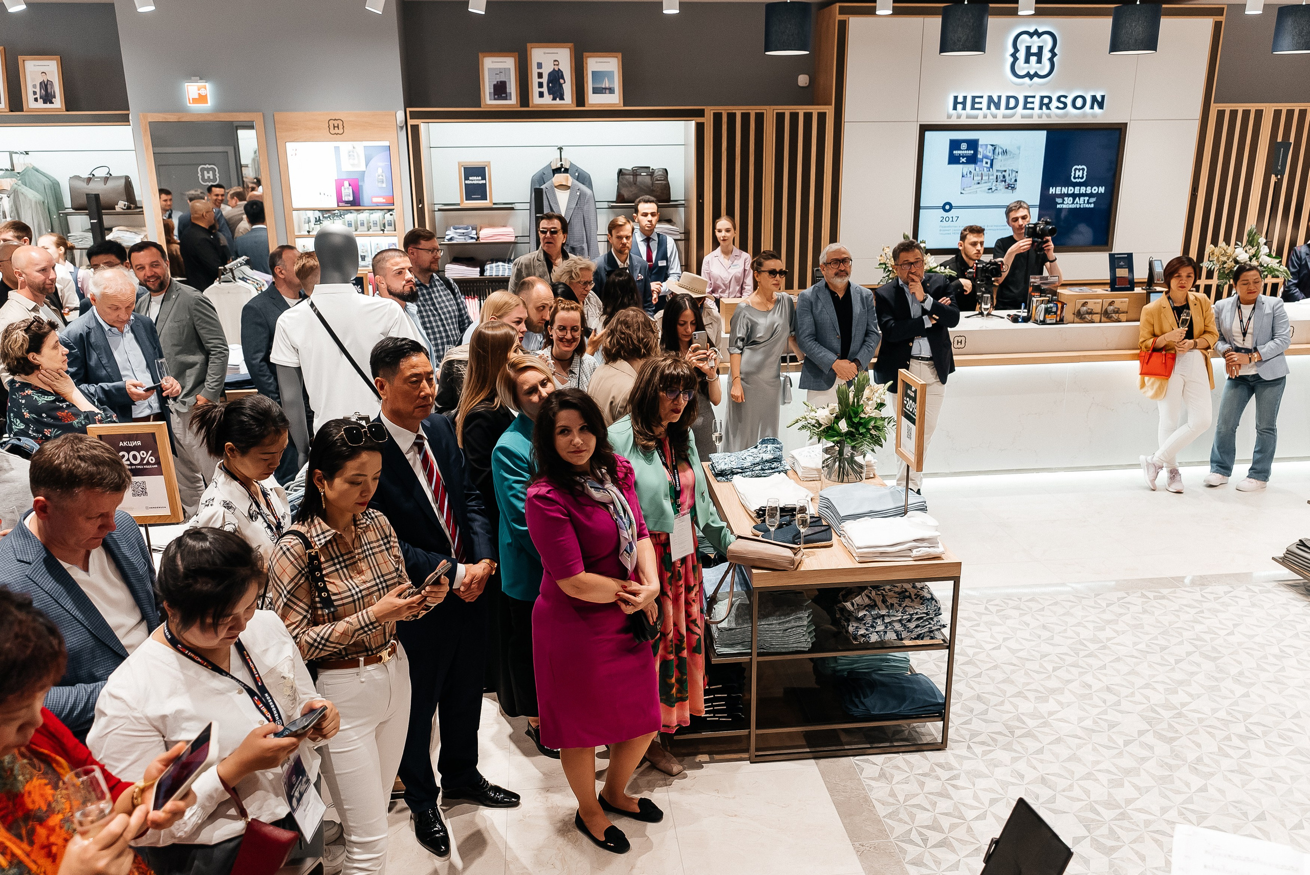 Henderson. Павел Краснов — Свадебный и репортажный фотограф в Москве