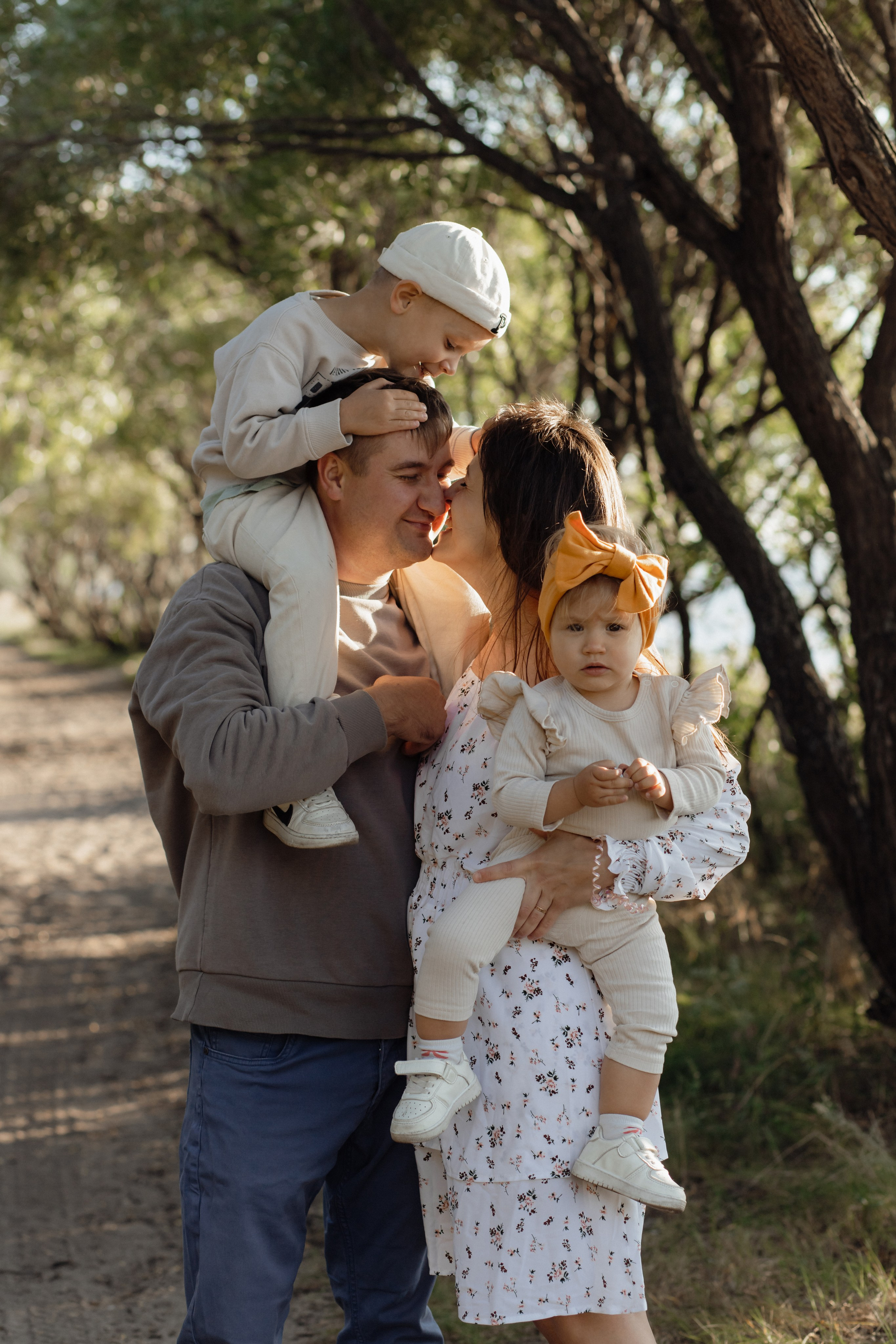 На берегу. Семейный и свадебный фотограф в Челябинске Мария Леонтьева
