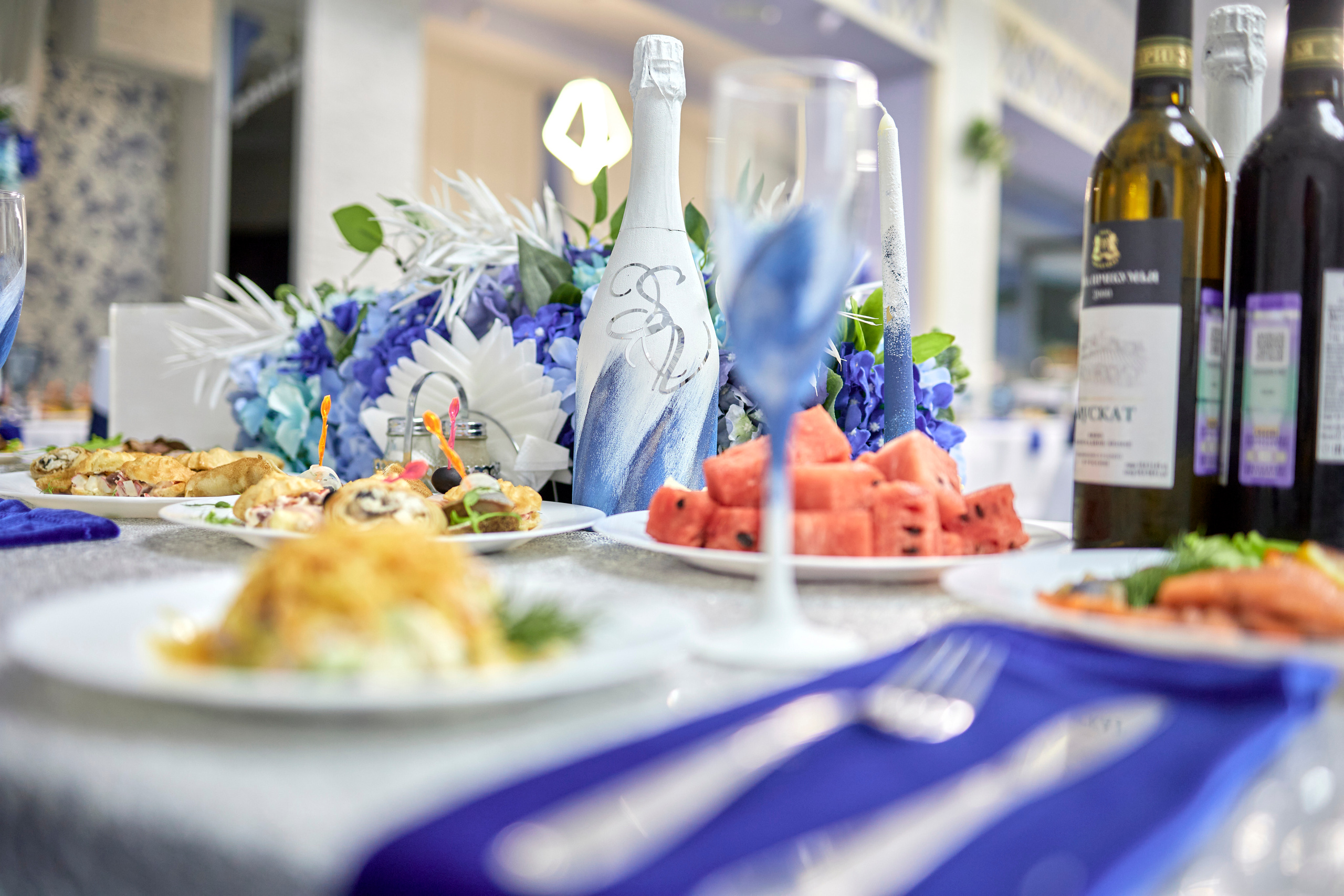 Кафе Гжель (синий цвет). Фотограф Иван Кузьмин на любое Ваше мероприятие