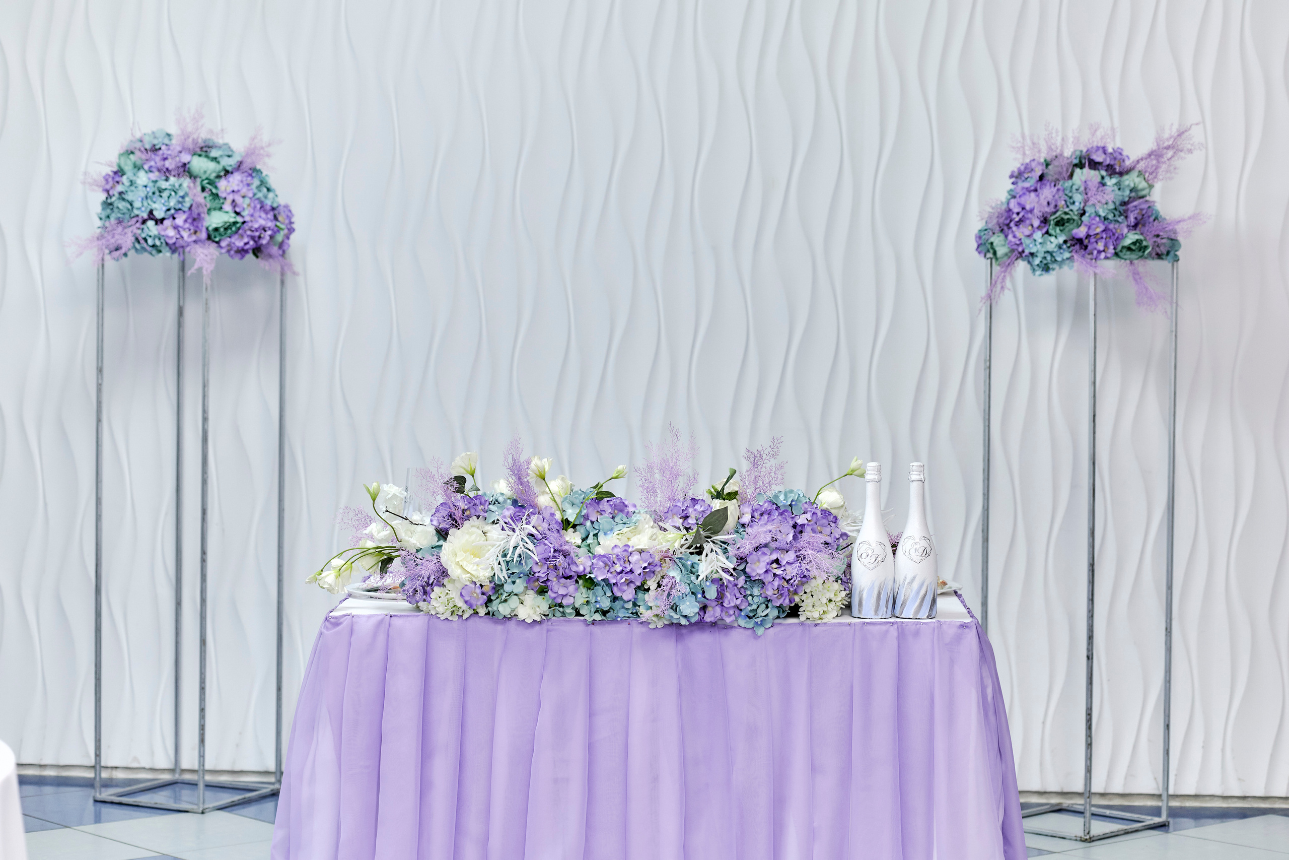 Кафе Гжель (сиреневый цвет). Фотограф Иван Кузьмин на любое Ваше мероприятие