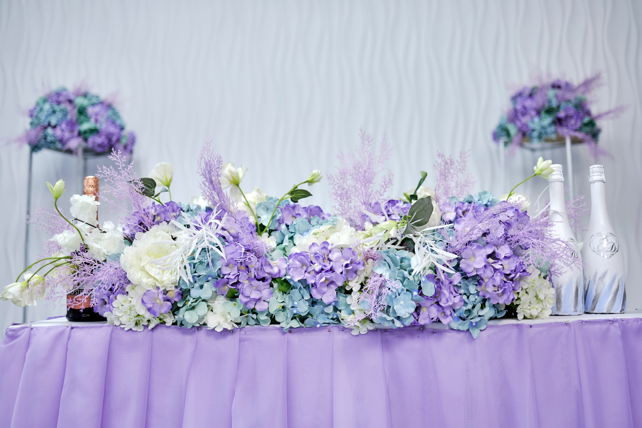 Кафе Гжель (сиреневый цвет). Фотограф Иван Кузьмин на любое Ваше мероприятие