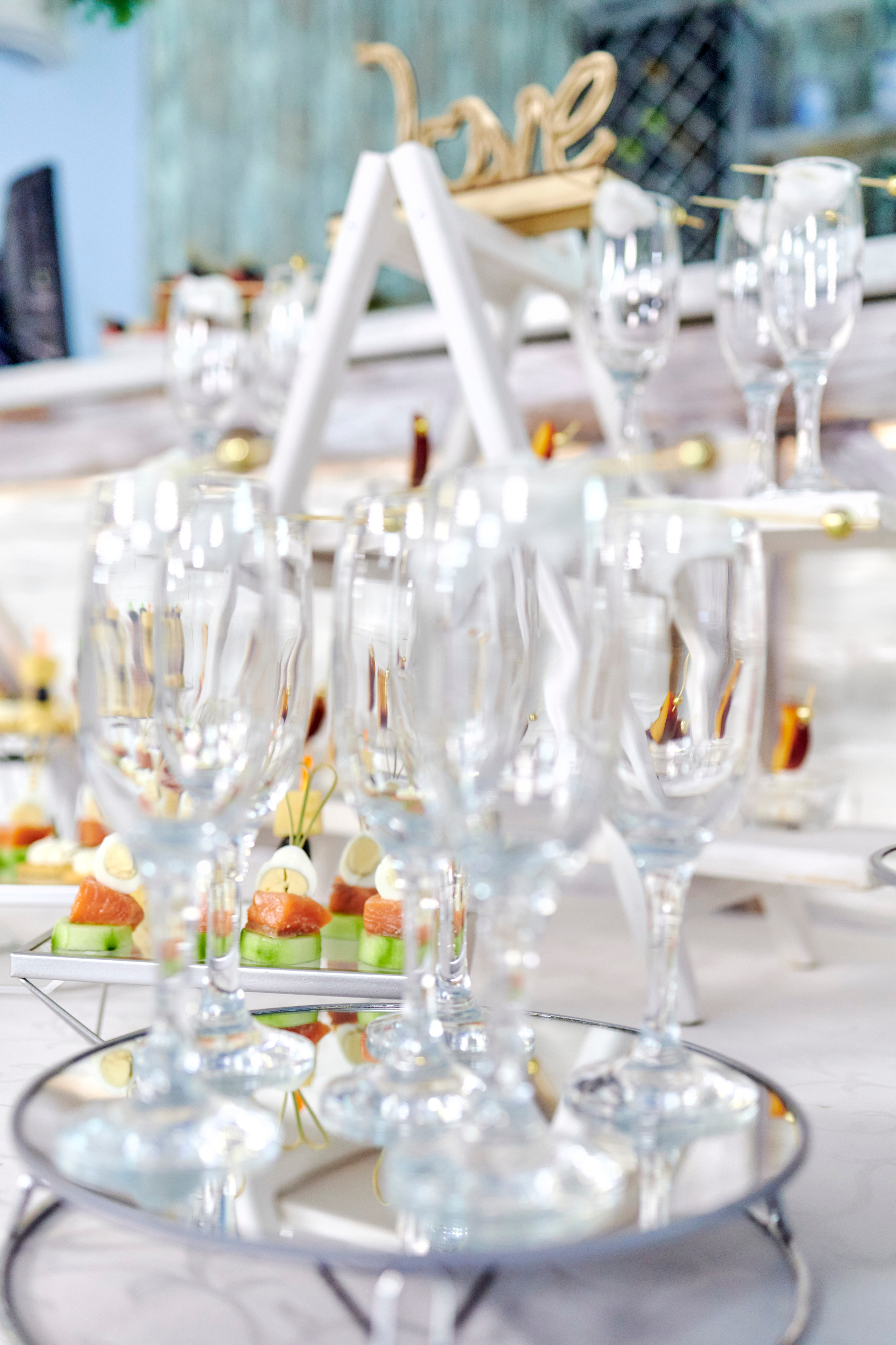 Кафе Гжель (сиреневый цвет). Фотограф Иван Кузьмин на любое Ваше мероприятие