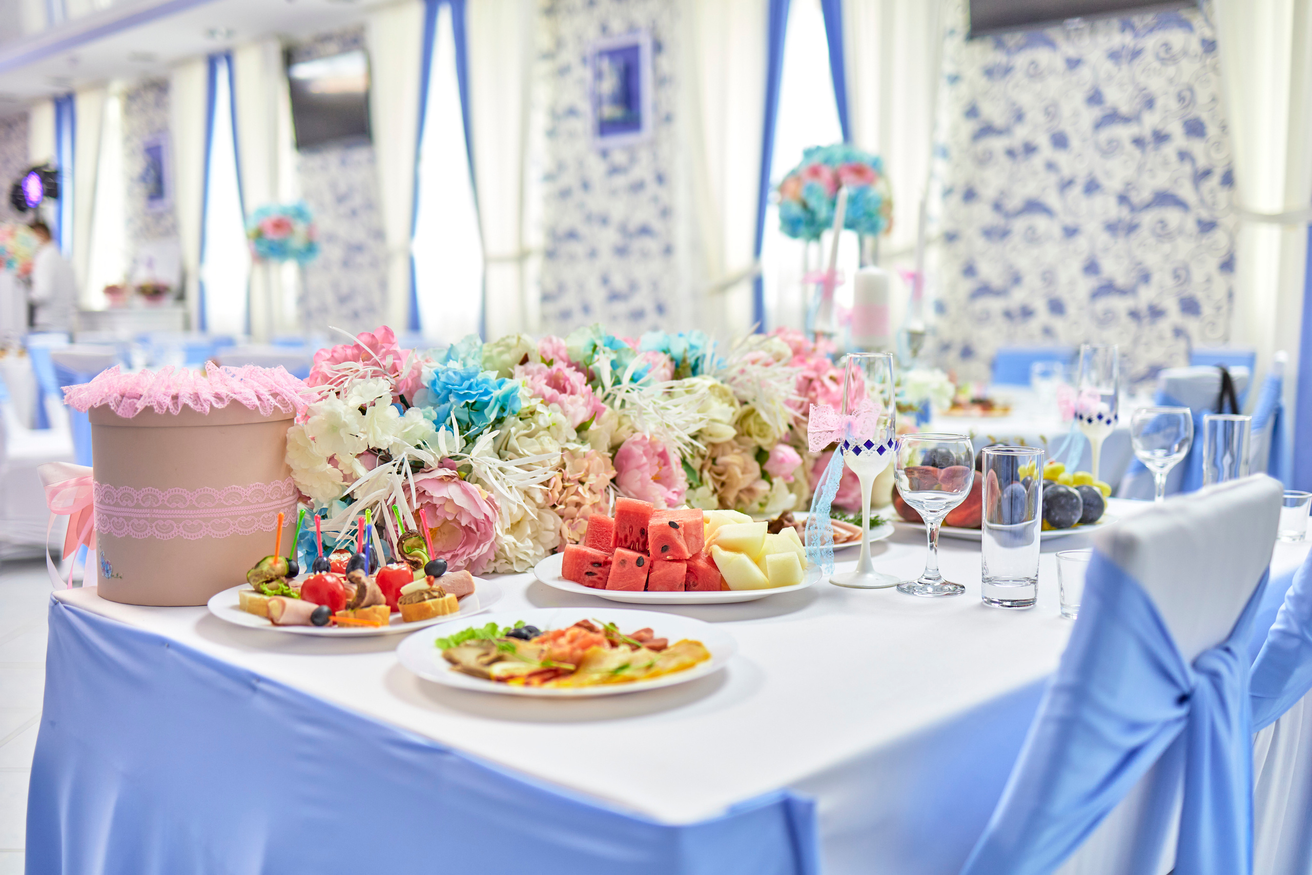 Кафе Гжель (голубой цвет). Фотограф Иван Кузьмин на любое Ваше мероприятие