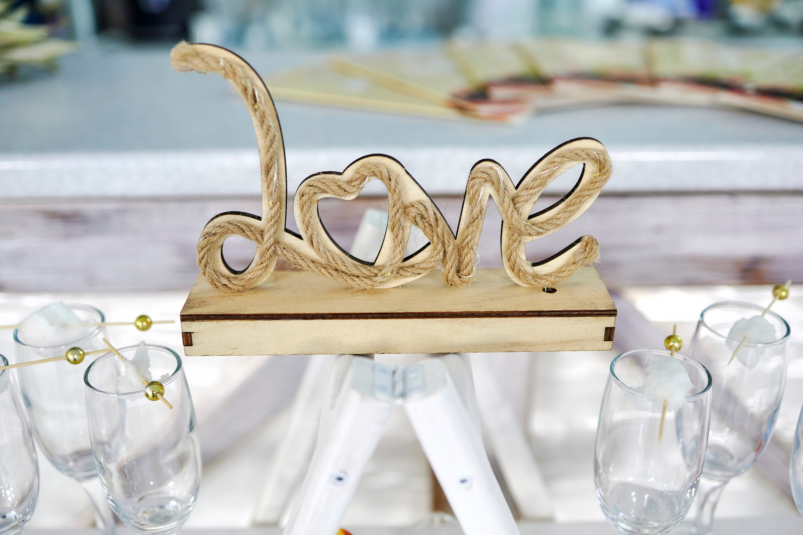 Кафе Гжель (сиреневый цвет). Фотограф Иван Кузьмин на любое Ваше мероприятие