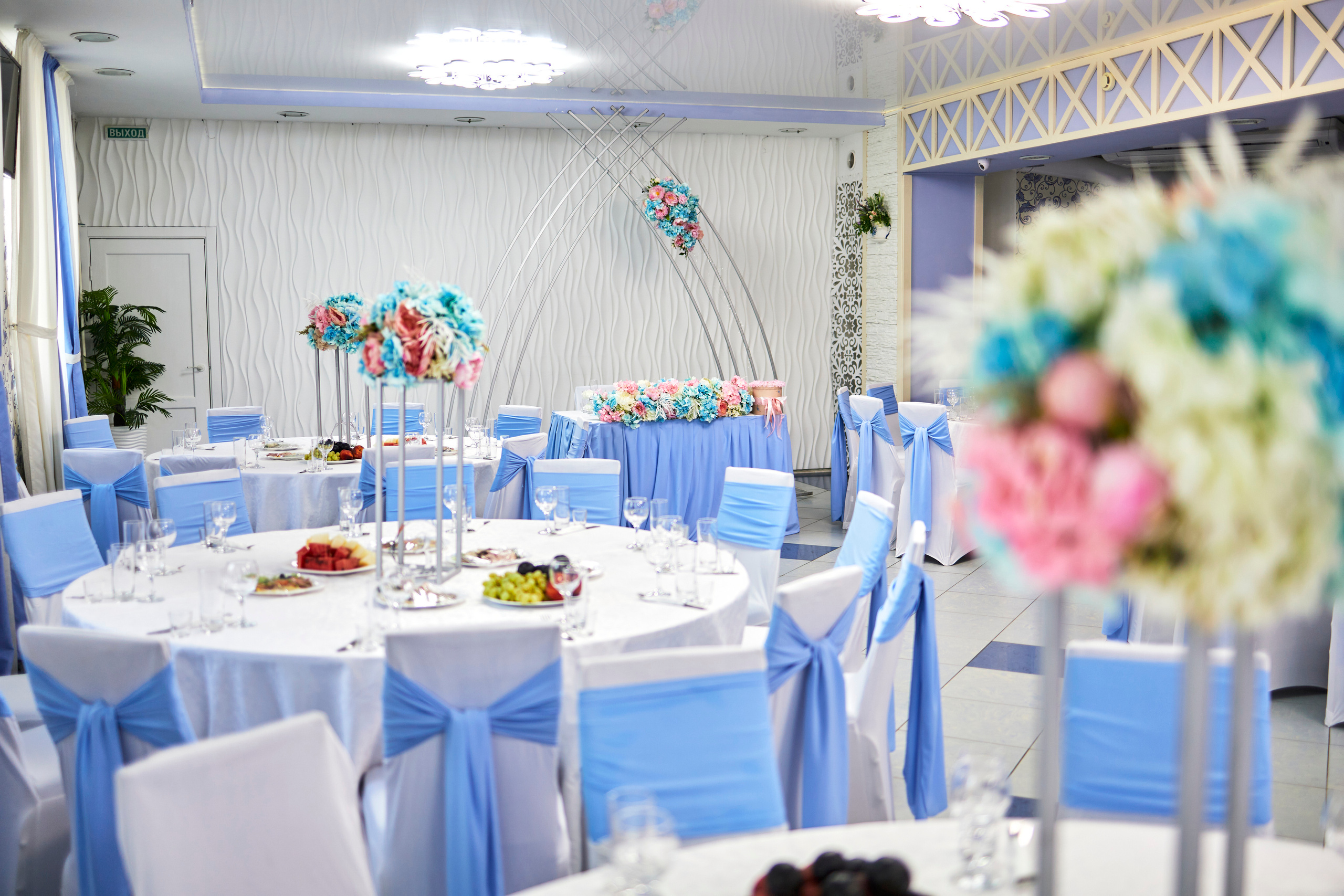 Кафе Гжель (голубой цвет). Фотограф Иван Кузьмин на любое Ваше мероприятие