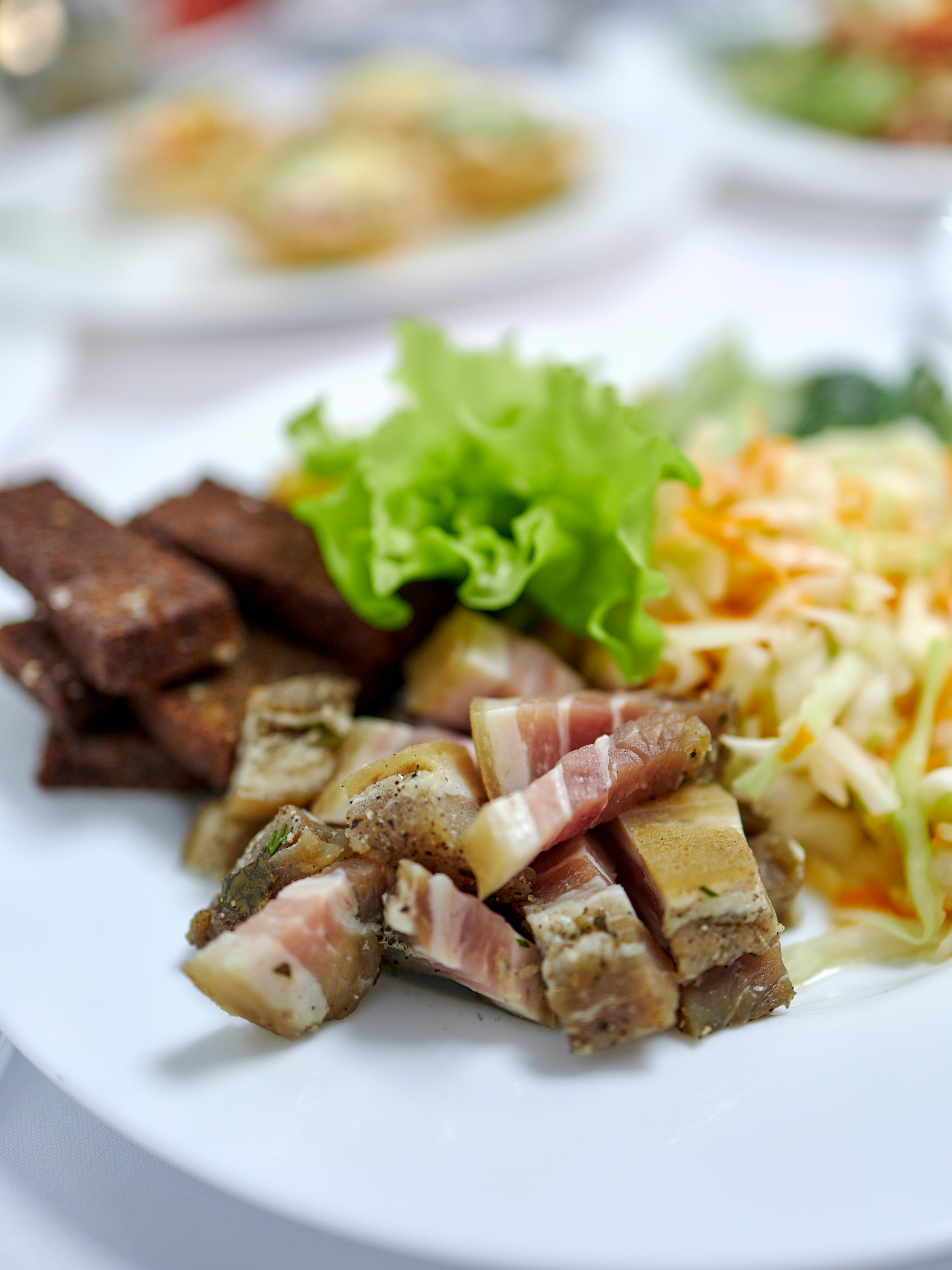 Кафе Гжель (сиреневый цвет). Фотограф Иван Кузьмин на любое Ваше мероприятие