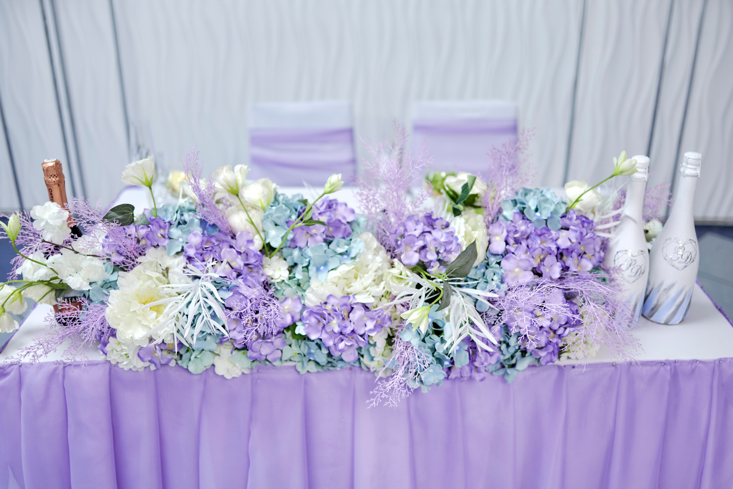 Кафе Гжель (сиреневый цвет). Фотограф Иван Кузьмин на любое Ваше мероприятие