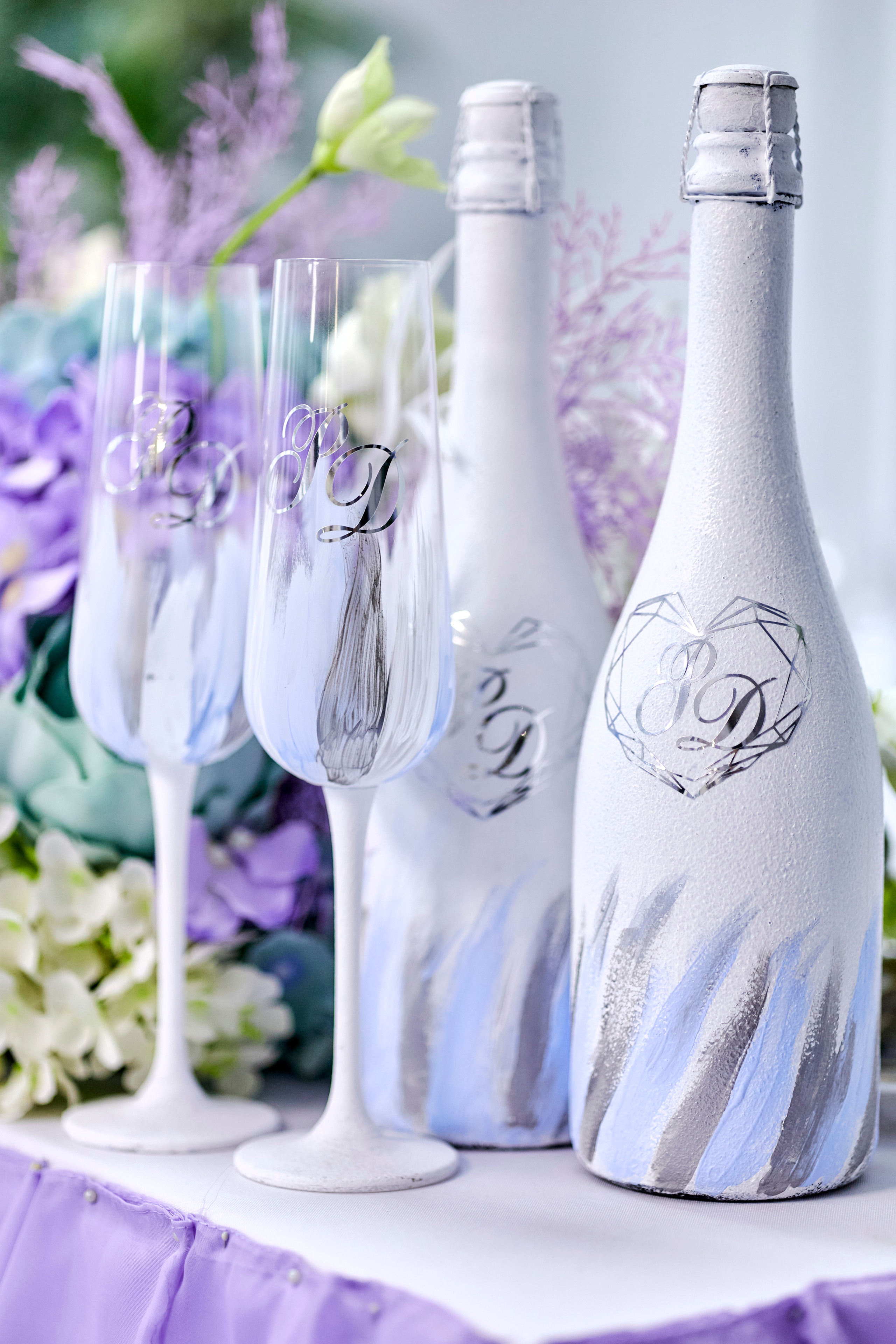 Кафе Гжель (сиреневый цвет). Фотограф Иван Кузьмин на любое Ваше мероприятие