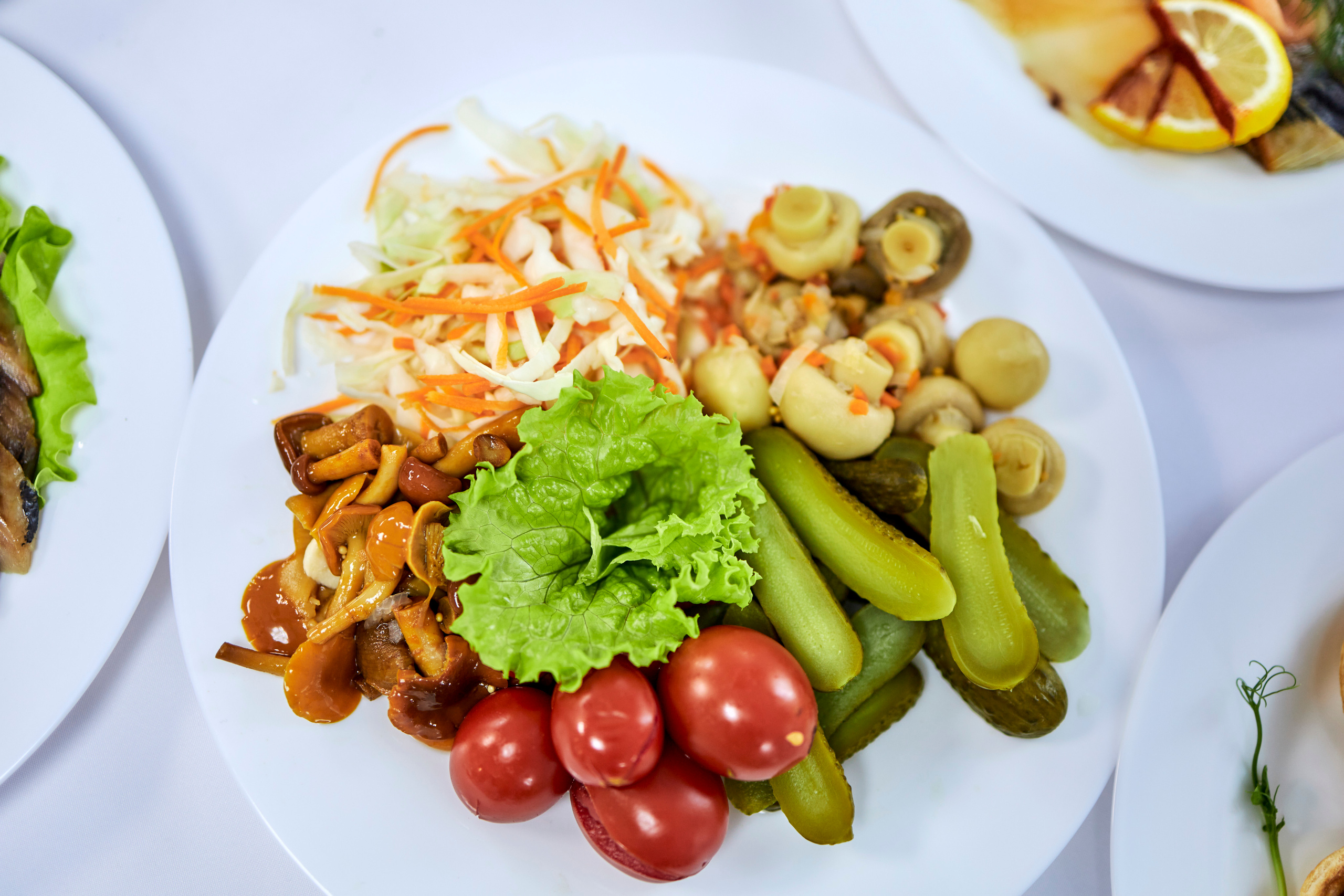 Кафе Гжель (сиреневый цвет). Фотограф Иван Кузьмин на любое Ваше мероприятие