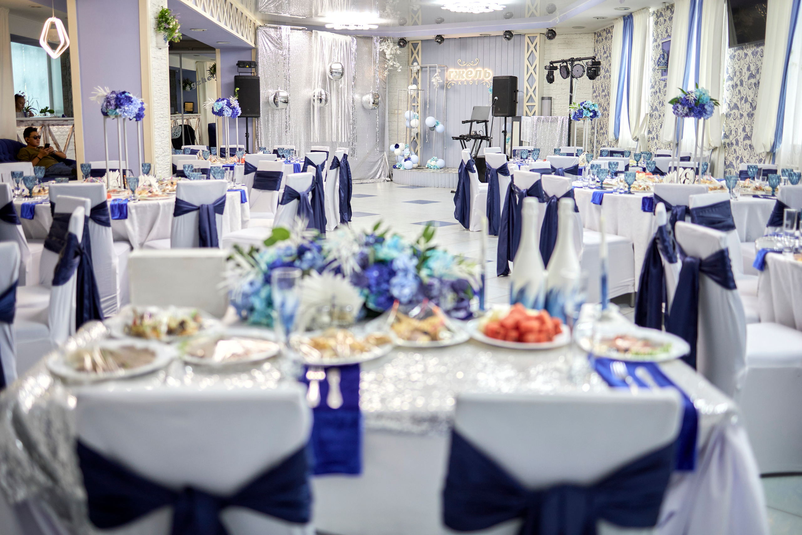 Кафе Гжель (синий цвет). Фотограф Иван Кузьмин на любое Ваше мероприятие