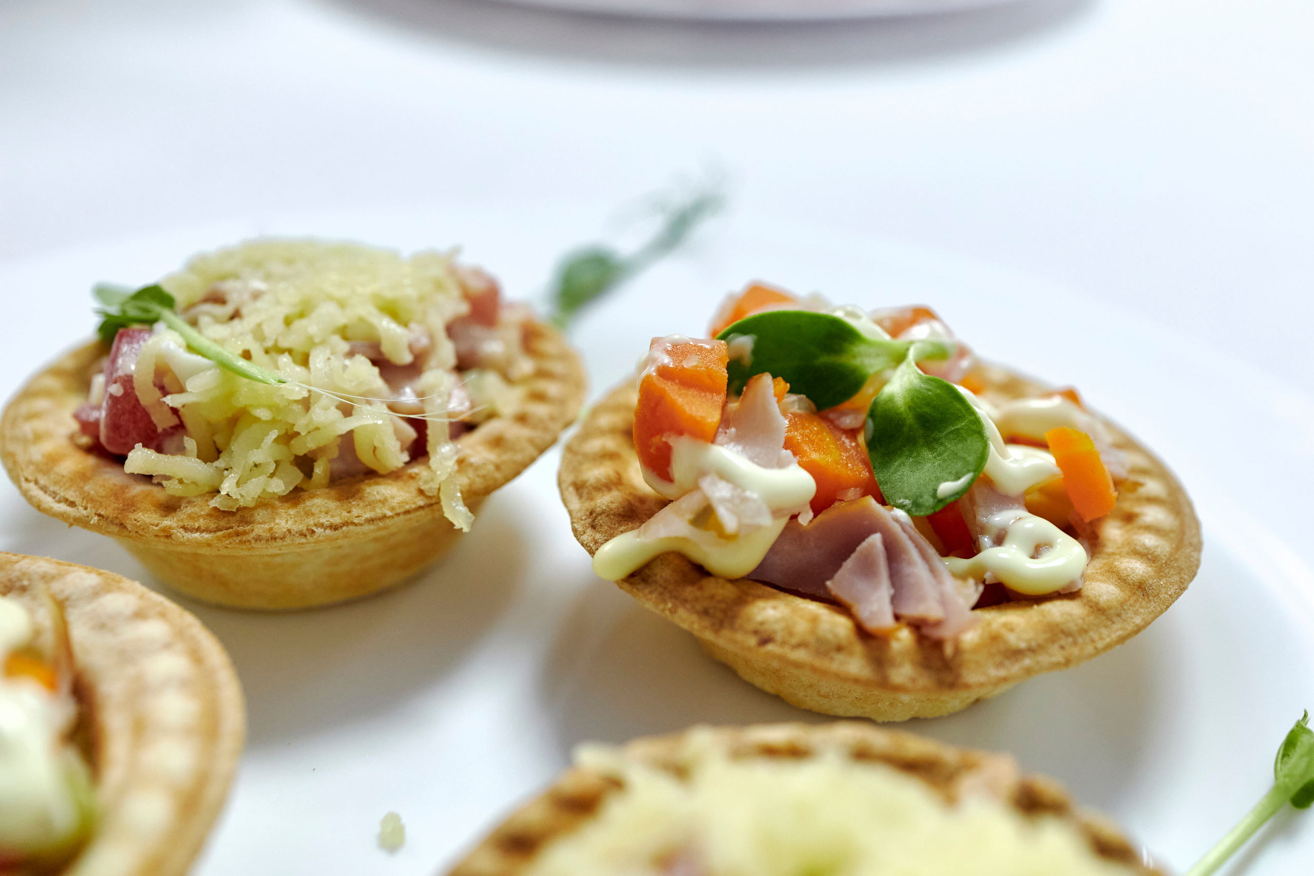 Кафе Гжель (сиреневый цвет). Фотограф Иван Кузьмин на любое Ваше мероприятие