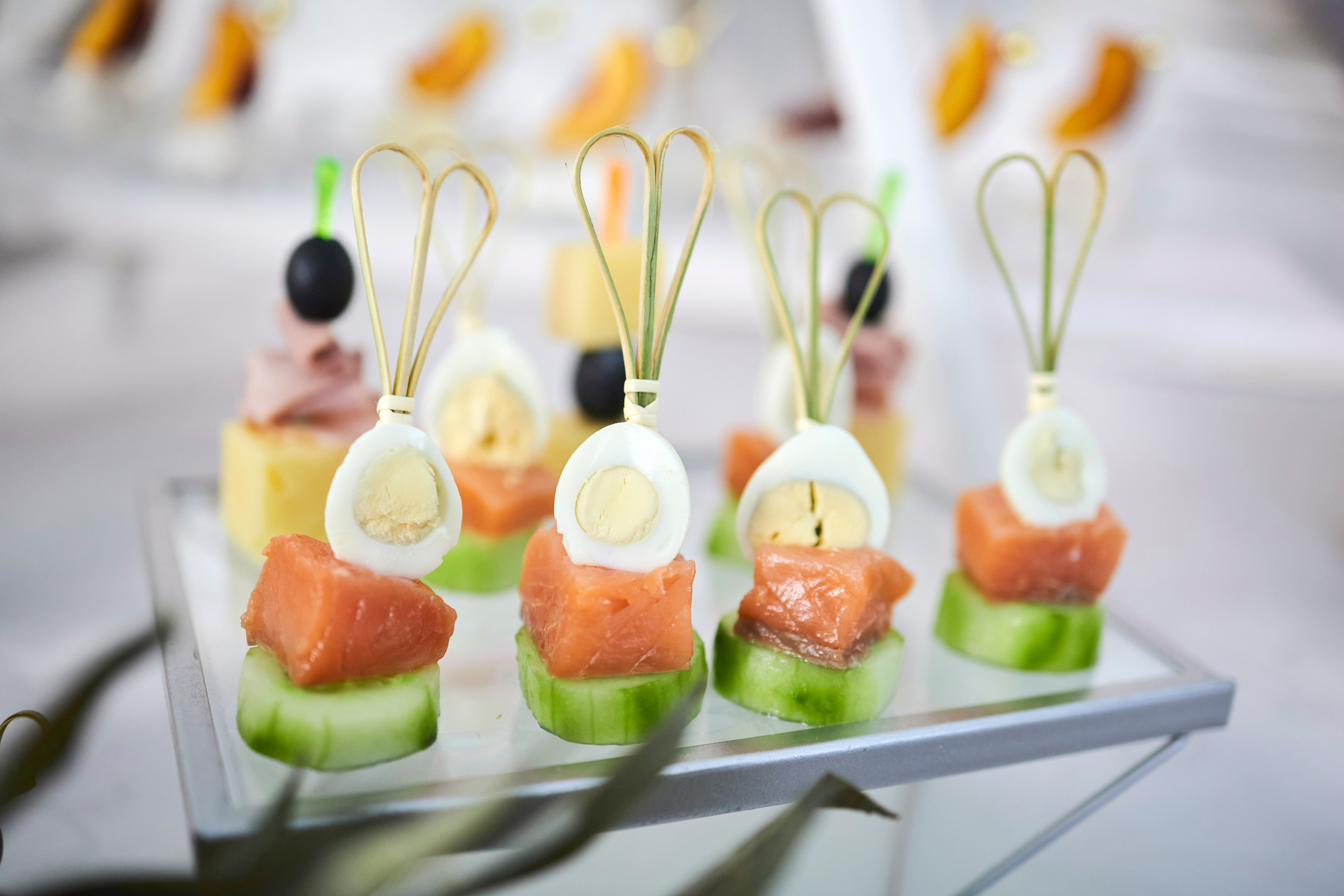 Кафе Гжель (сиреневый цвет). Фотограф Иван Кузьмин на любое Ваше мероприятие