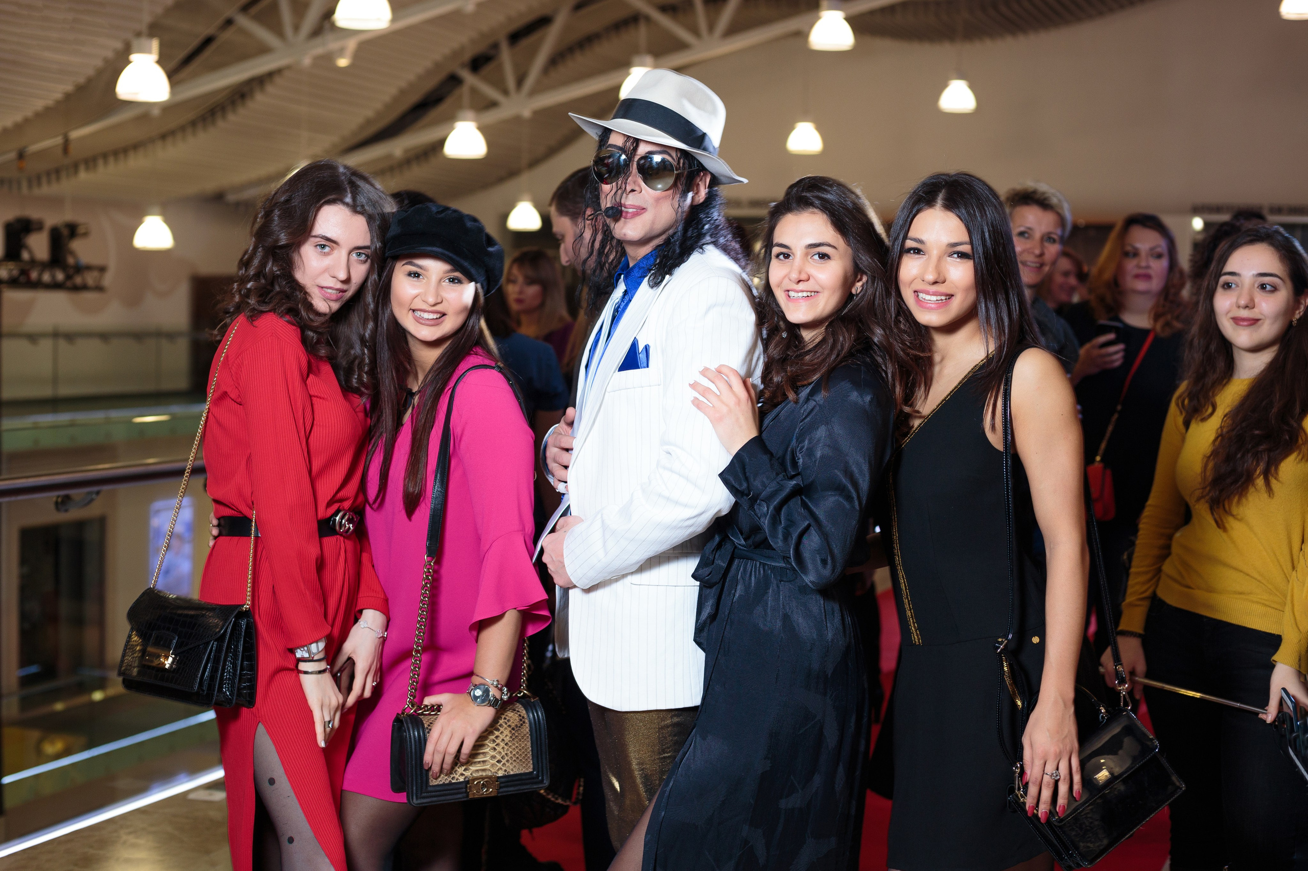 Репортажная съёмка для инфобизнеса и премьеры | Видео и фото контент | ZPROD. Фото и видеосъемка | продакшн студия ZPROD