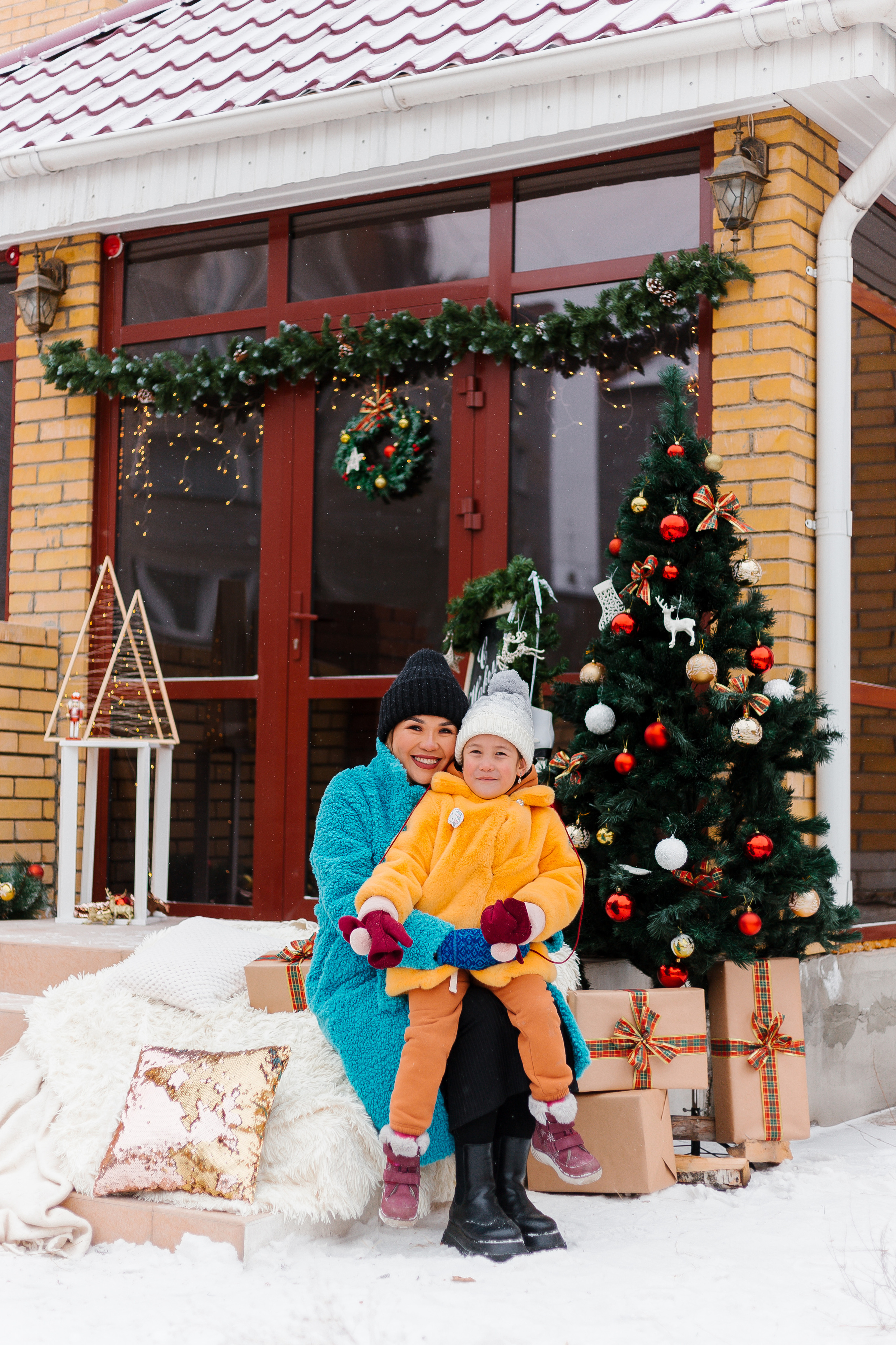 Аюна с дочкой. Фотограф Бурятии София Андриянова