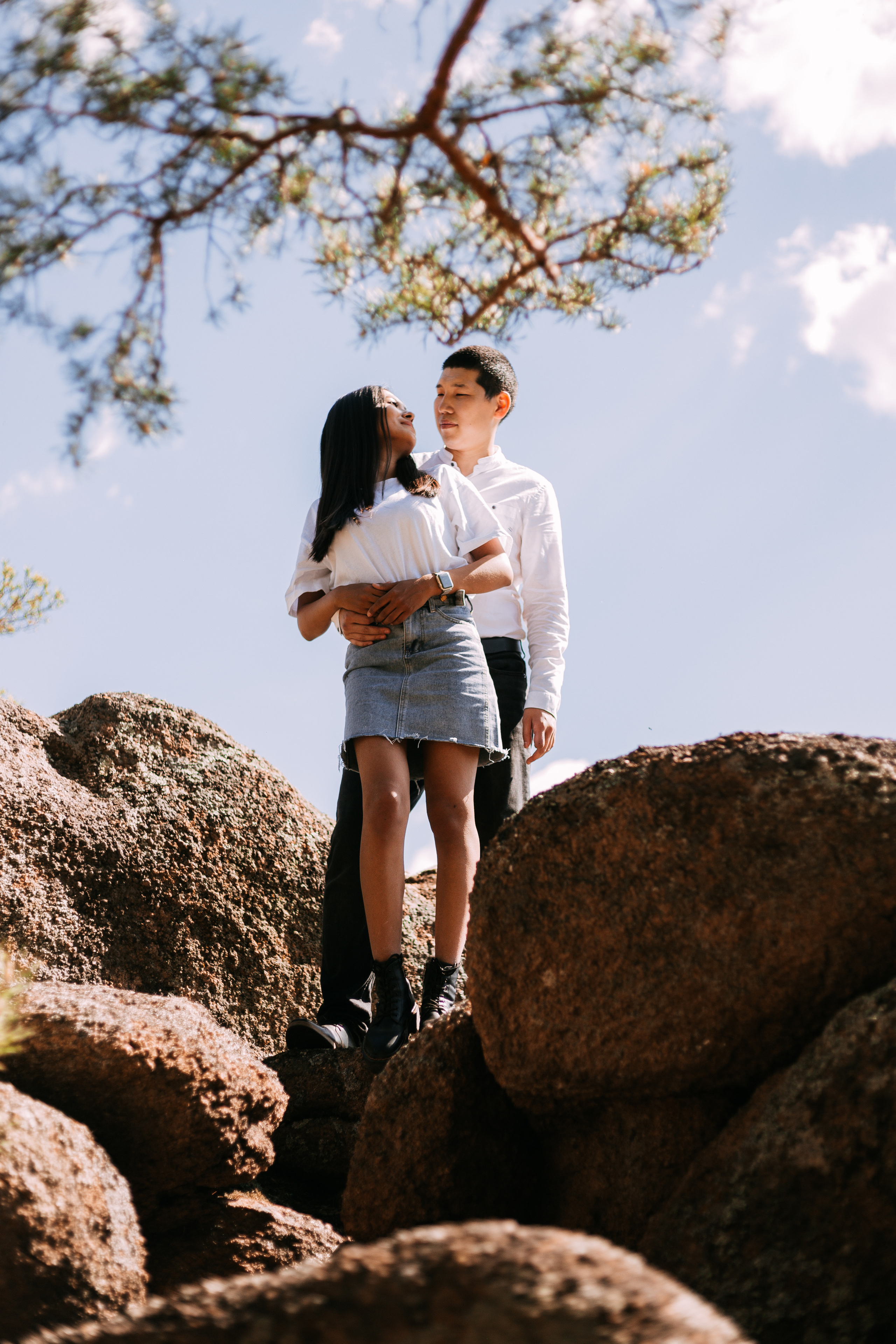 Елена и Сергей. Скалы. Фотограф Бурятии София Андриянова