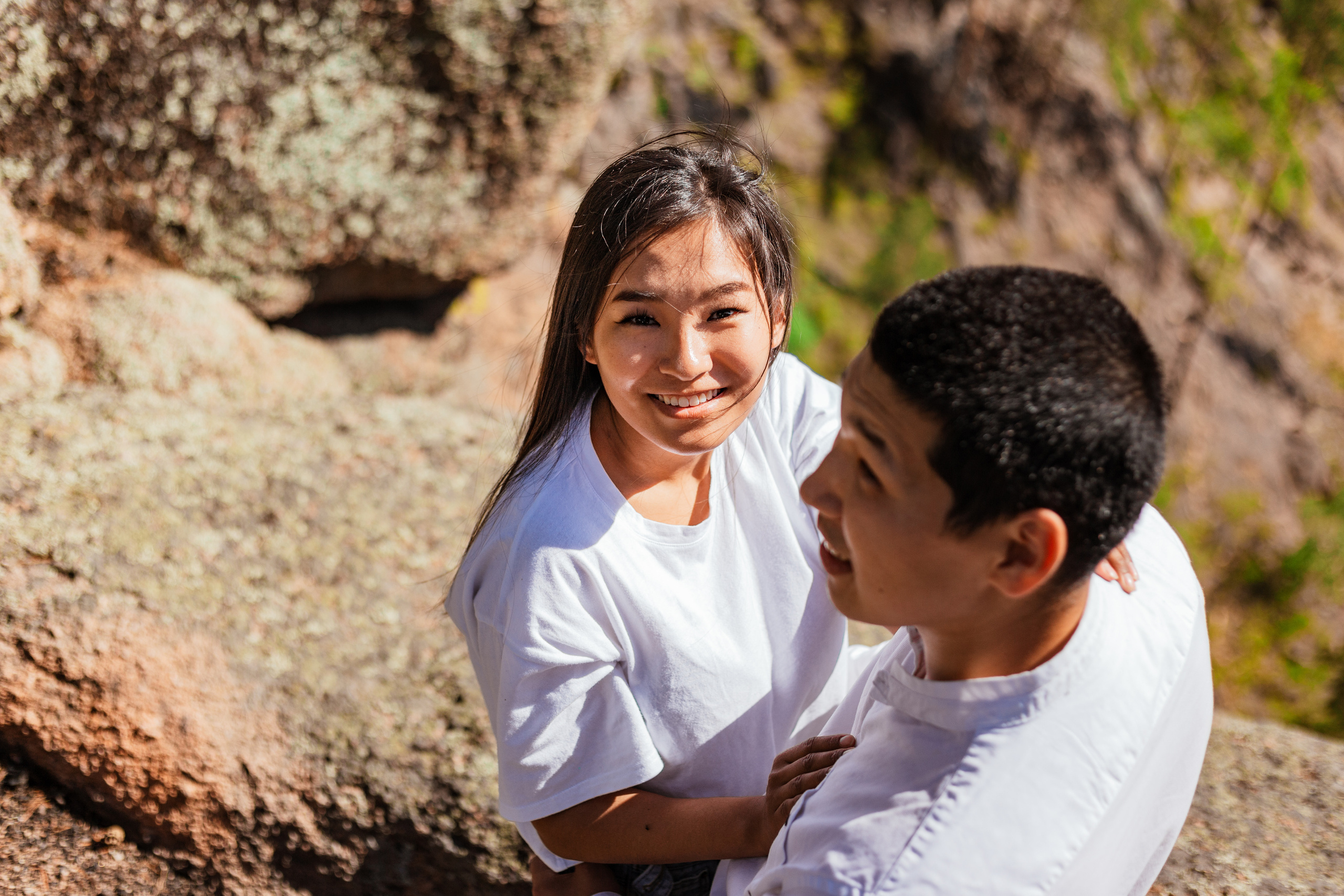 Елена и Сергей. Скалы. Фотограф Бурятии София Андриянова