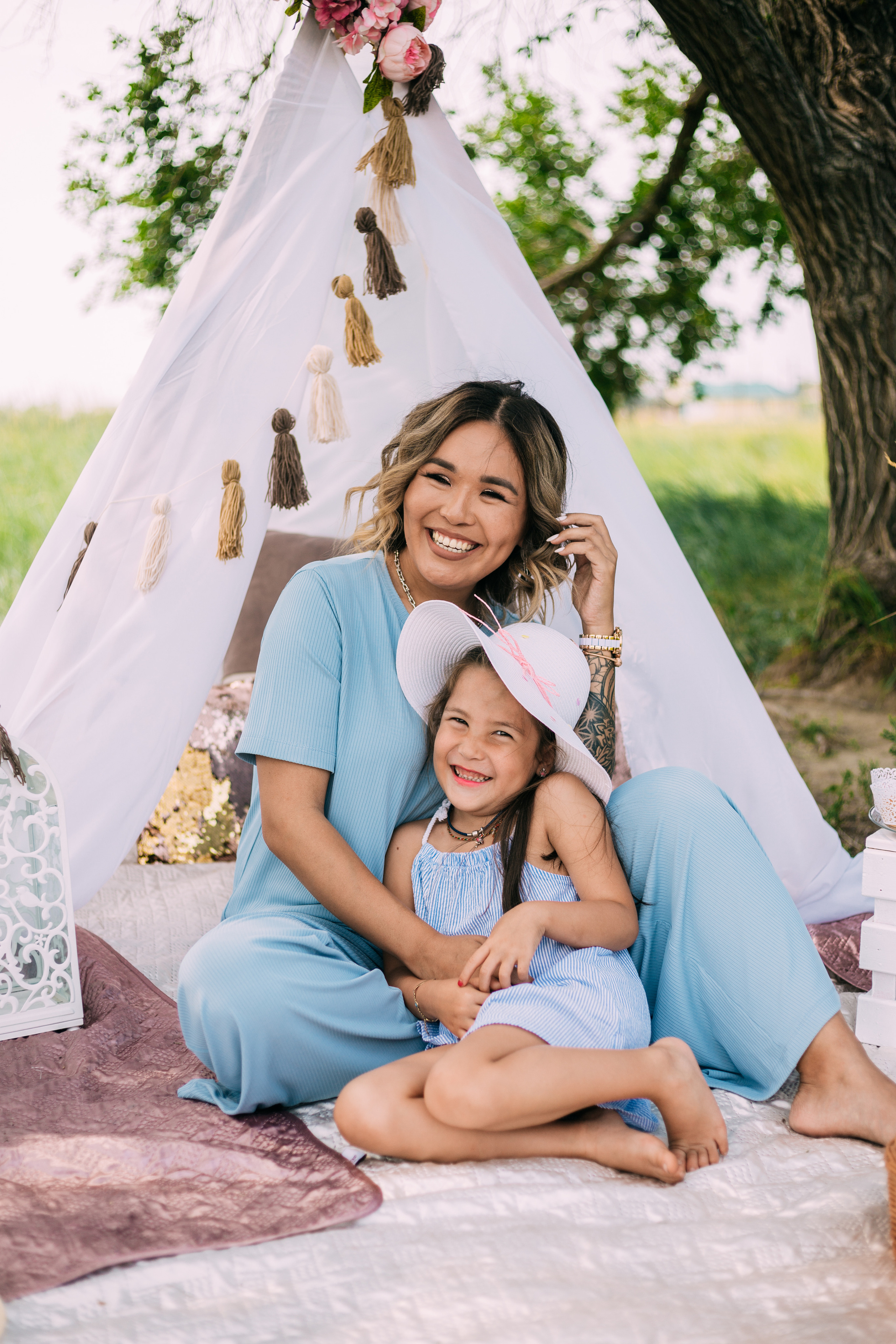 Аюна и с дочкой Аминой. Фотограф Бурятии София Андриянова