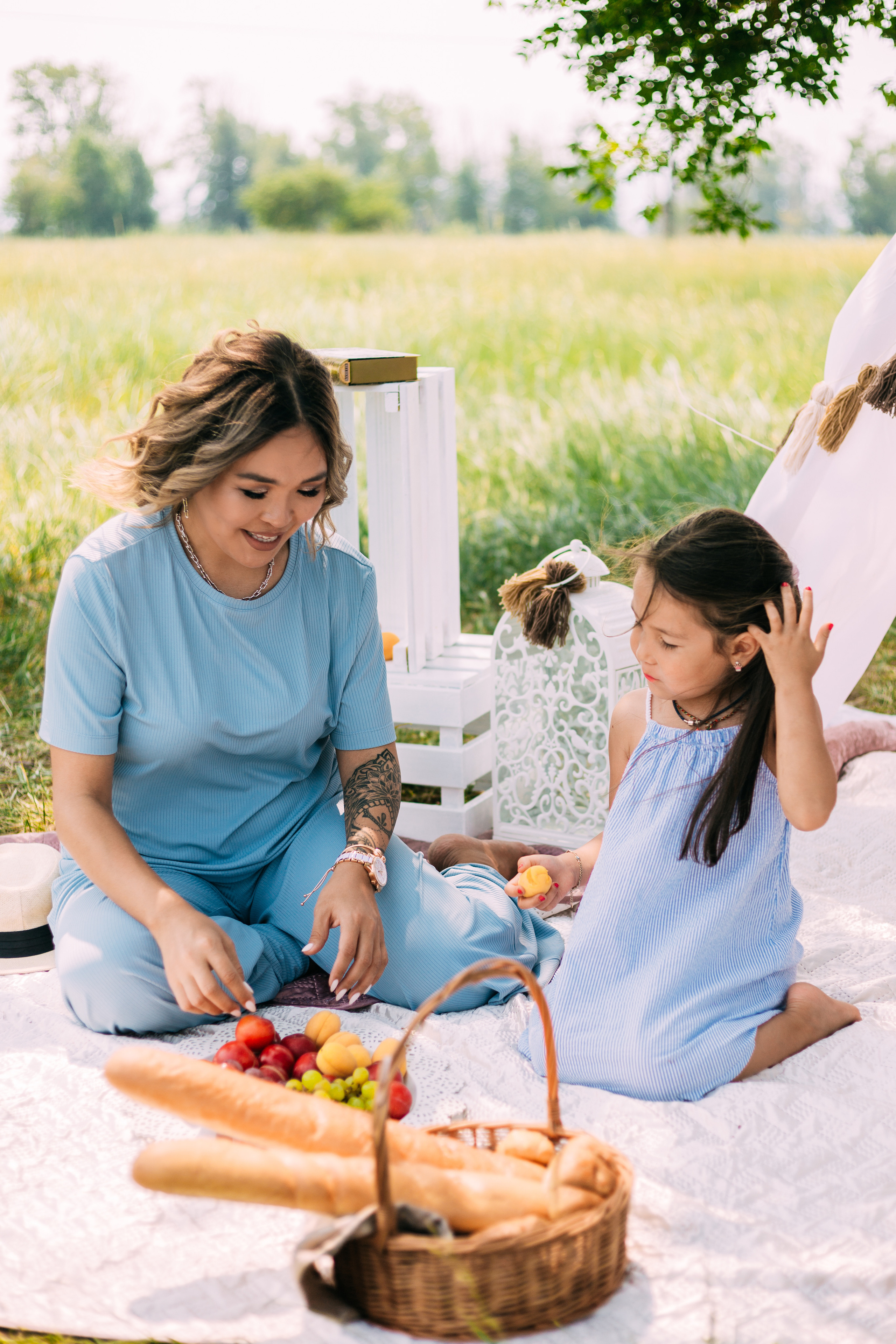 Аюна и с дочкой Аминой. Фотограф Бурятии София Андриянова
