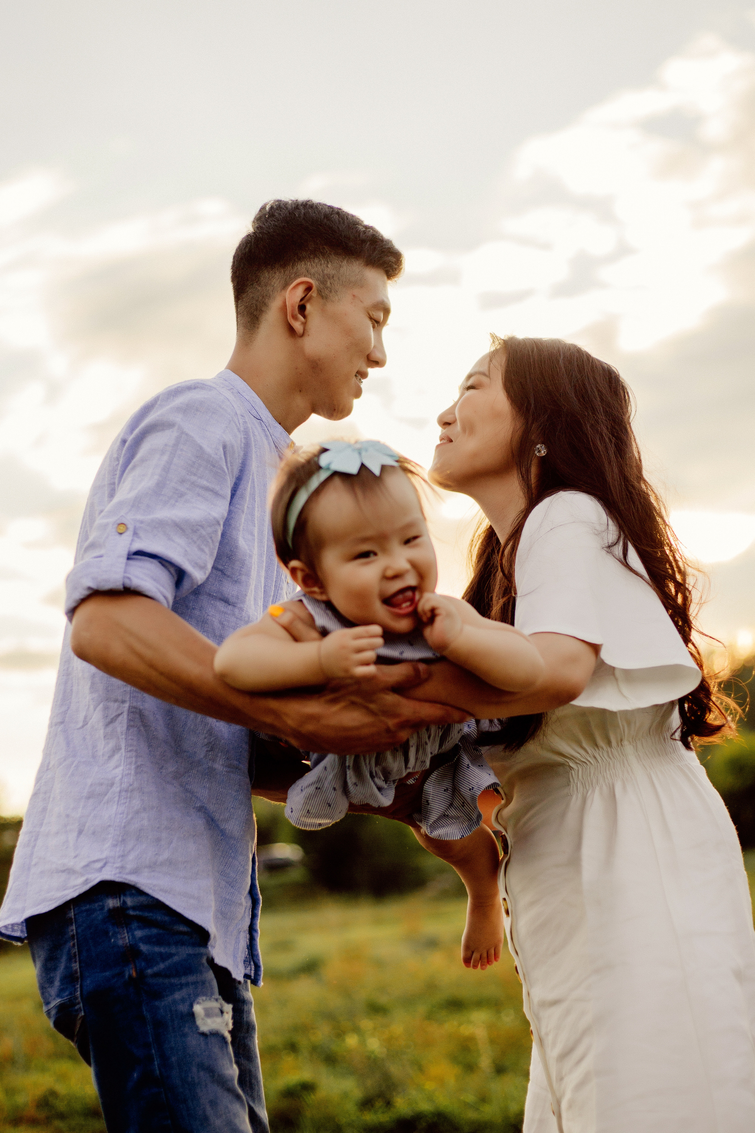 Ариша с родителями. Фотограф Бурятии София Андриянова