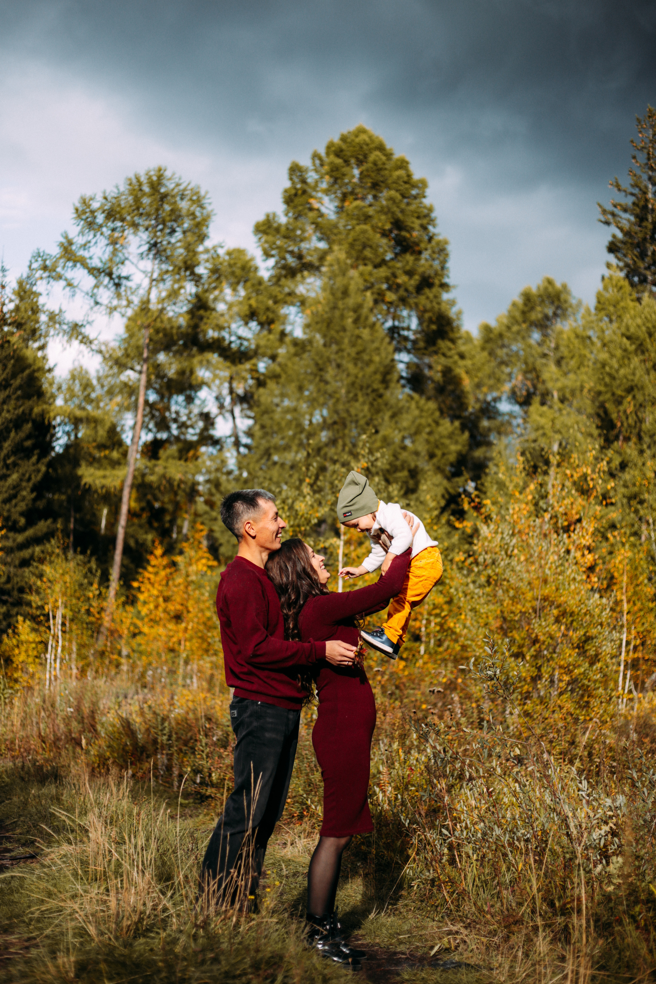 Валентина и Артём с детьми. Фотограф Бурятии София Андриянова