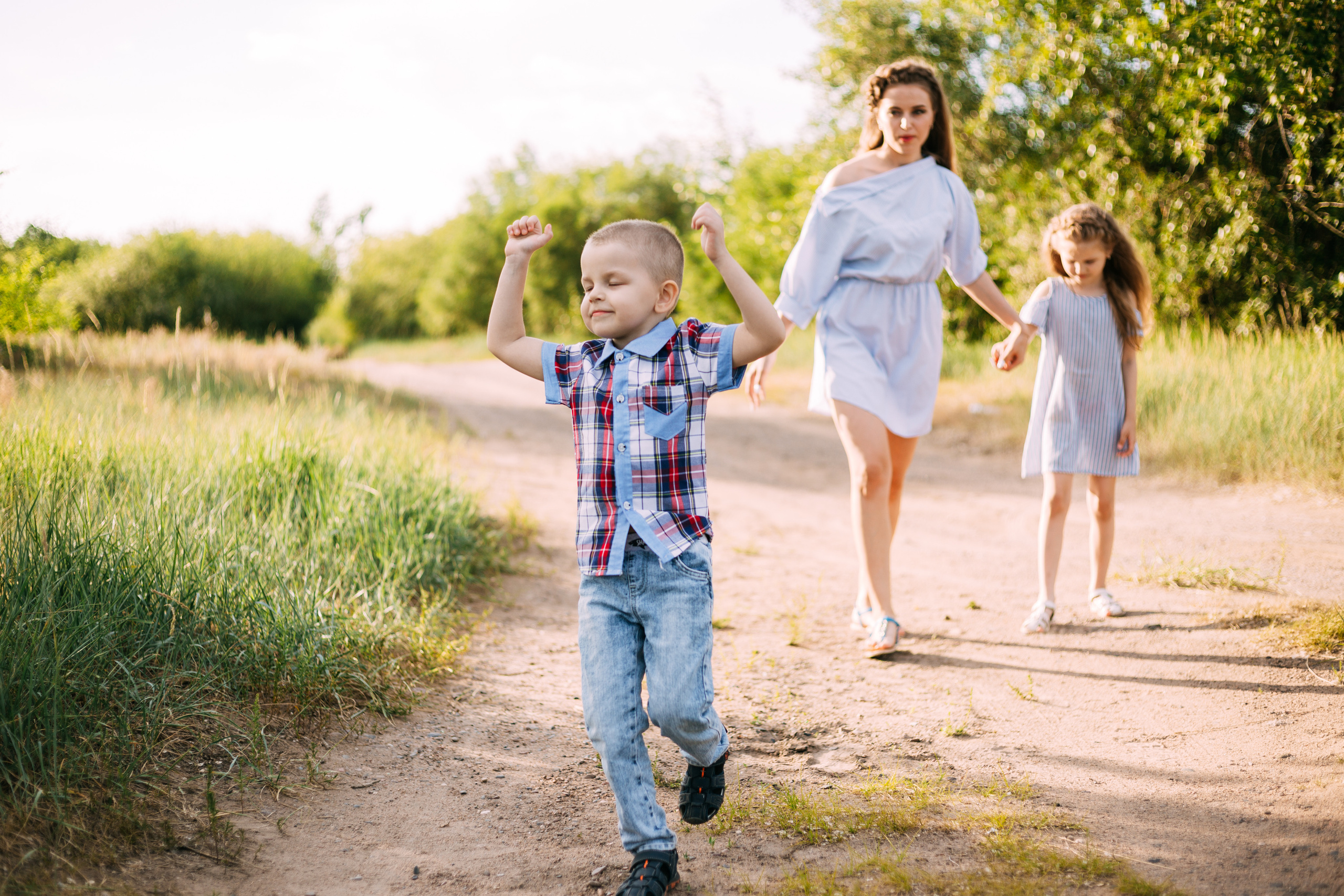 Ольга и дети. Фотограф Бурятии София Андриянова