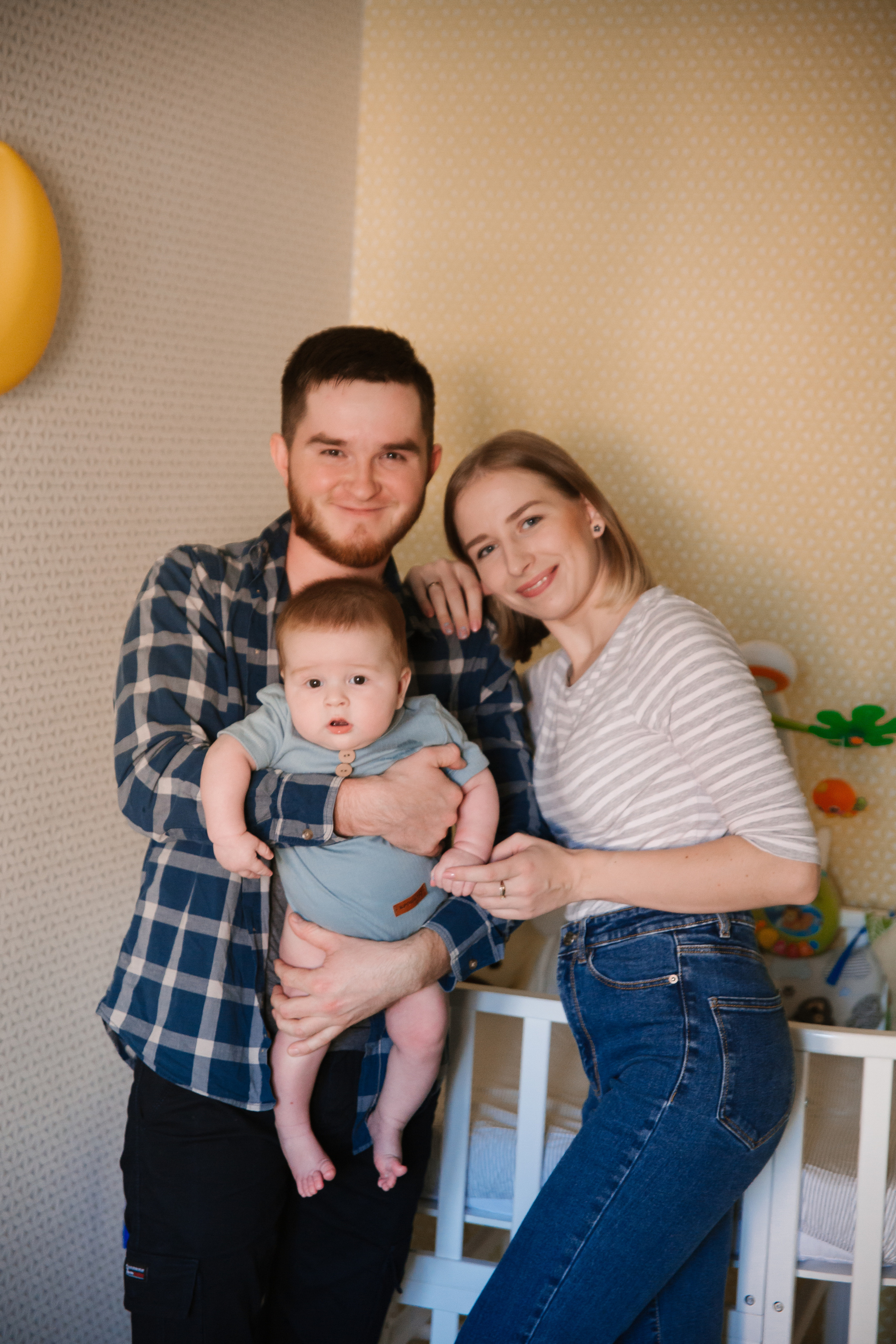 Домашняя атмосфера с Любой, витей и их сыном Яриком. Фотограф Бурятии София Андриянова