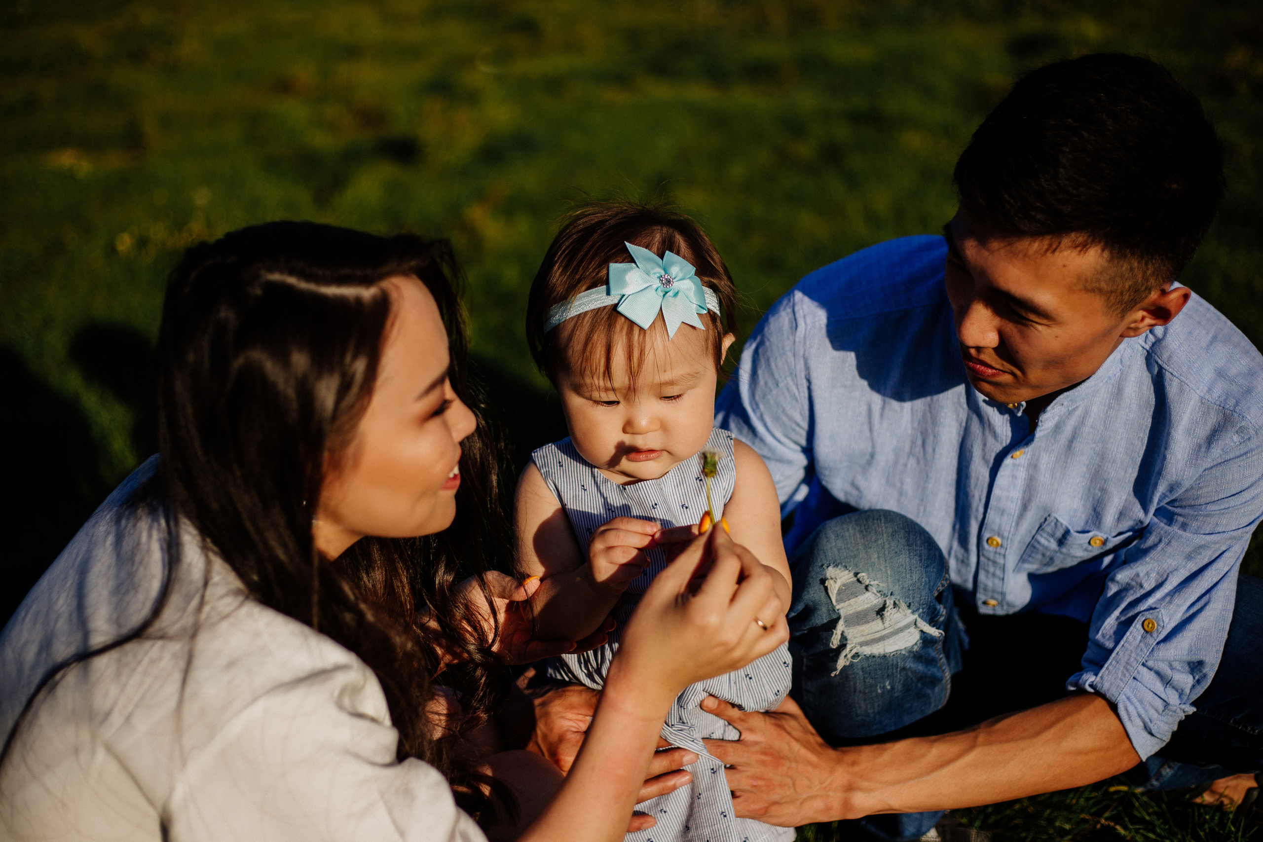 Ариша с родителями. Фотограф Бурятии София Андриянова