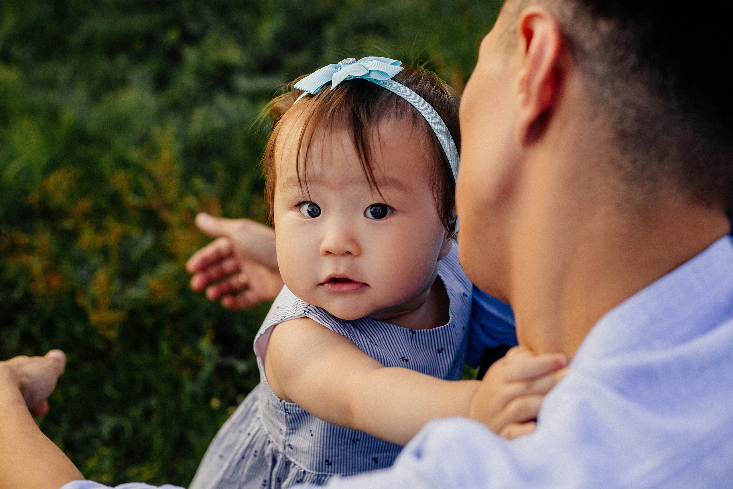 Ариша с родителями. Фотограф Бурятии София Андриянова
