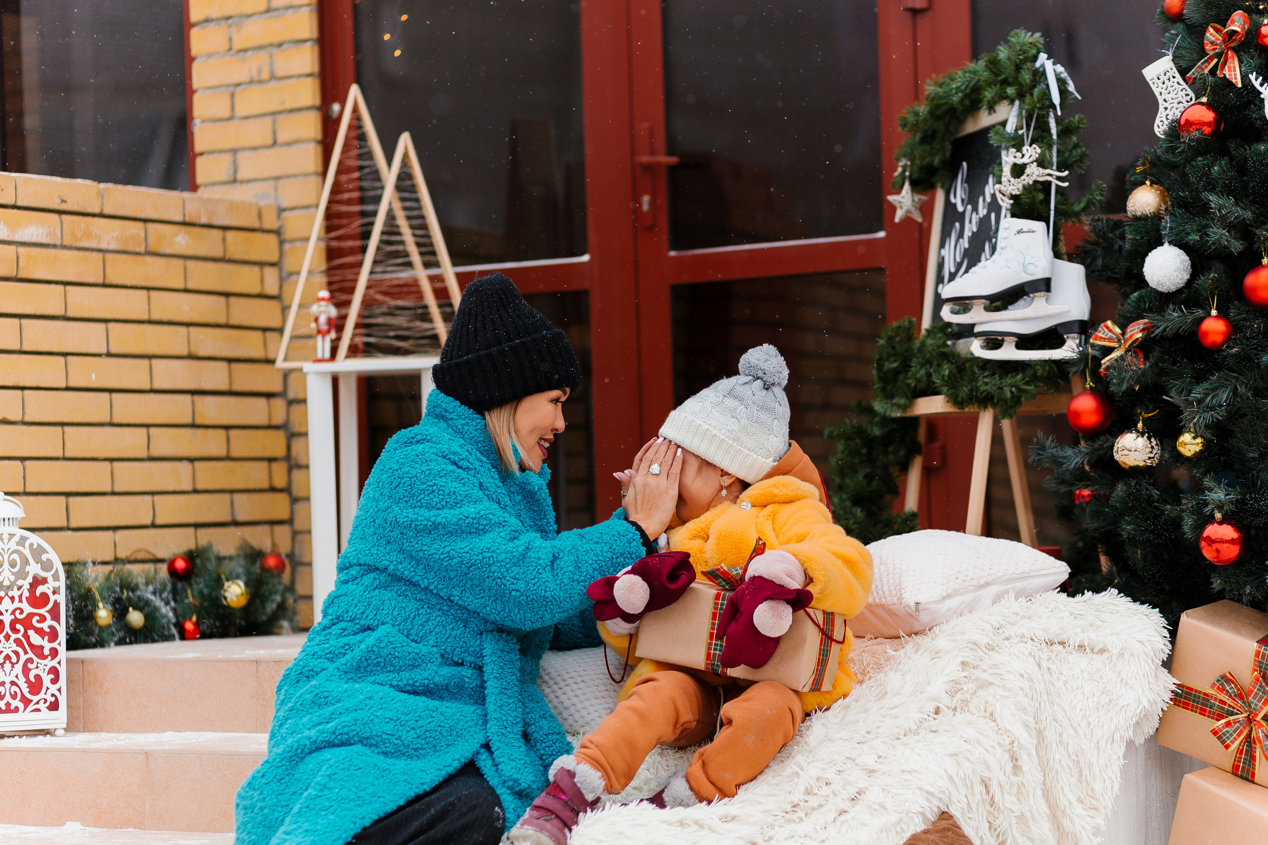 Аюна с дочкой. Фотограф Бурятии София Андриянова