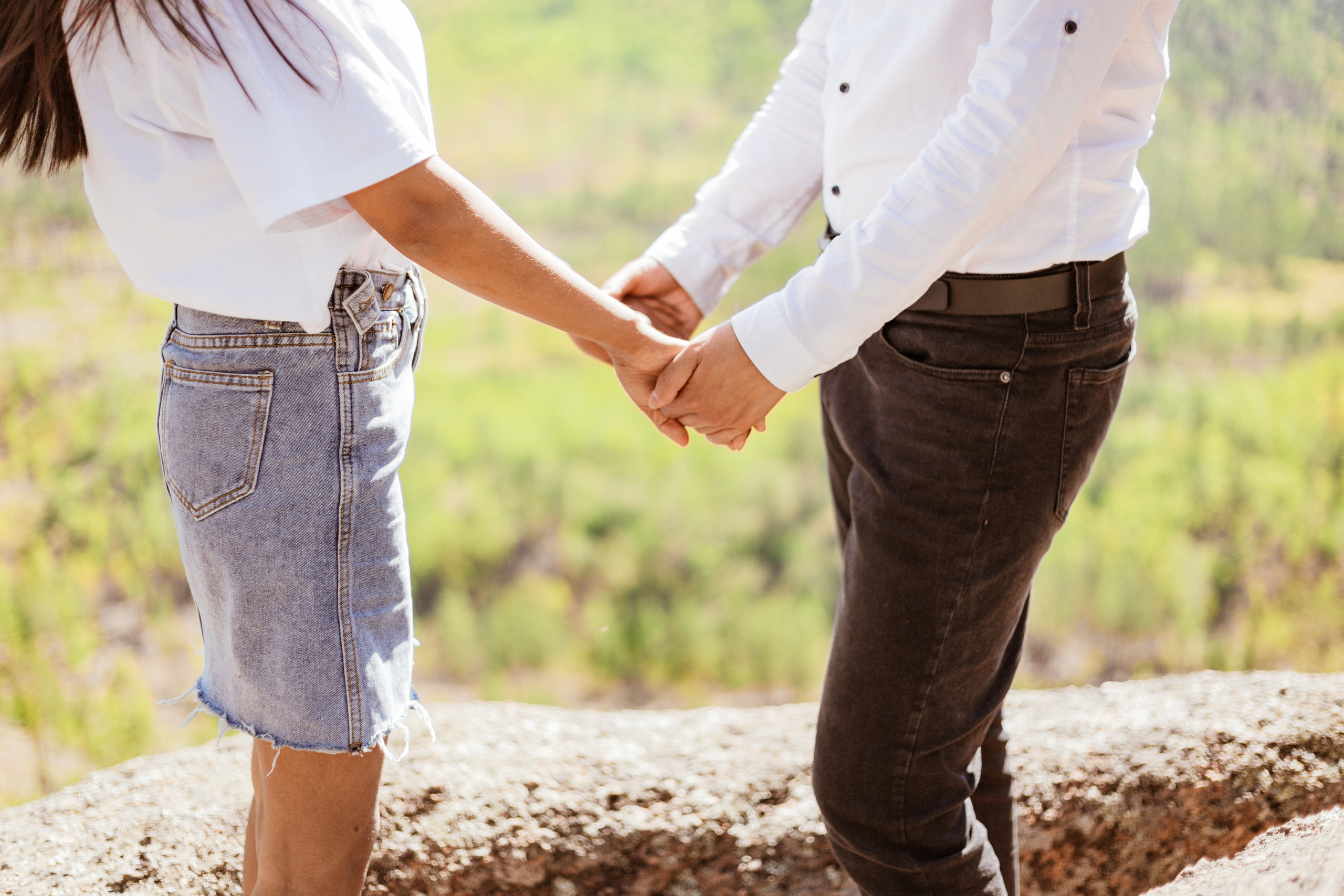 Елена и Сергей. Скалы. Фотограф Бурятии София Андриянова