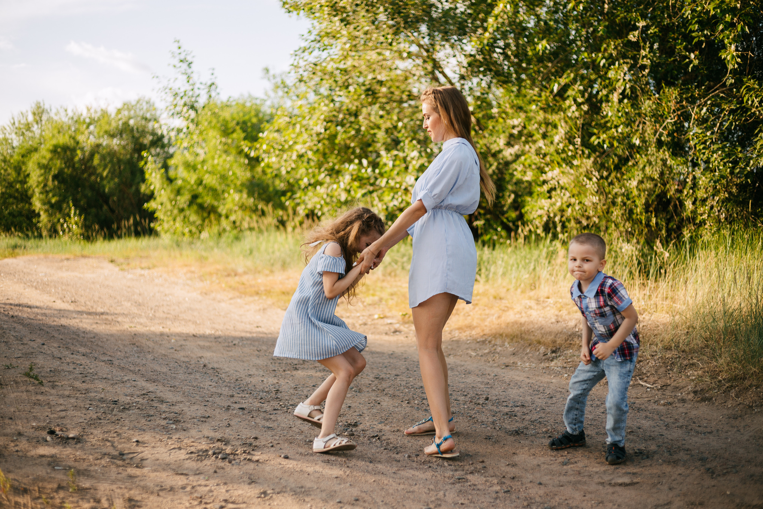 Ольга и дети. Фотограф Бурятии София Андриянова