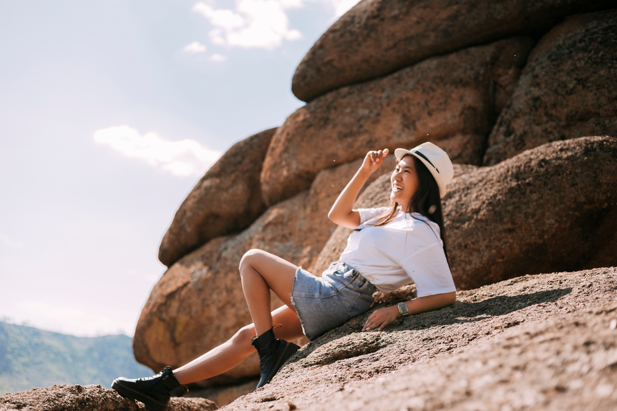 Елена и Сергей. Скалы. Фотограф Бурятии София Андриянова