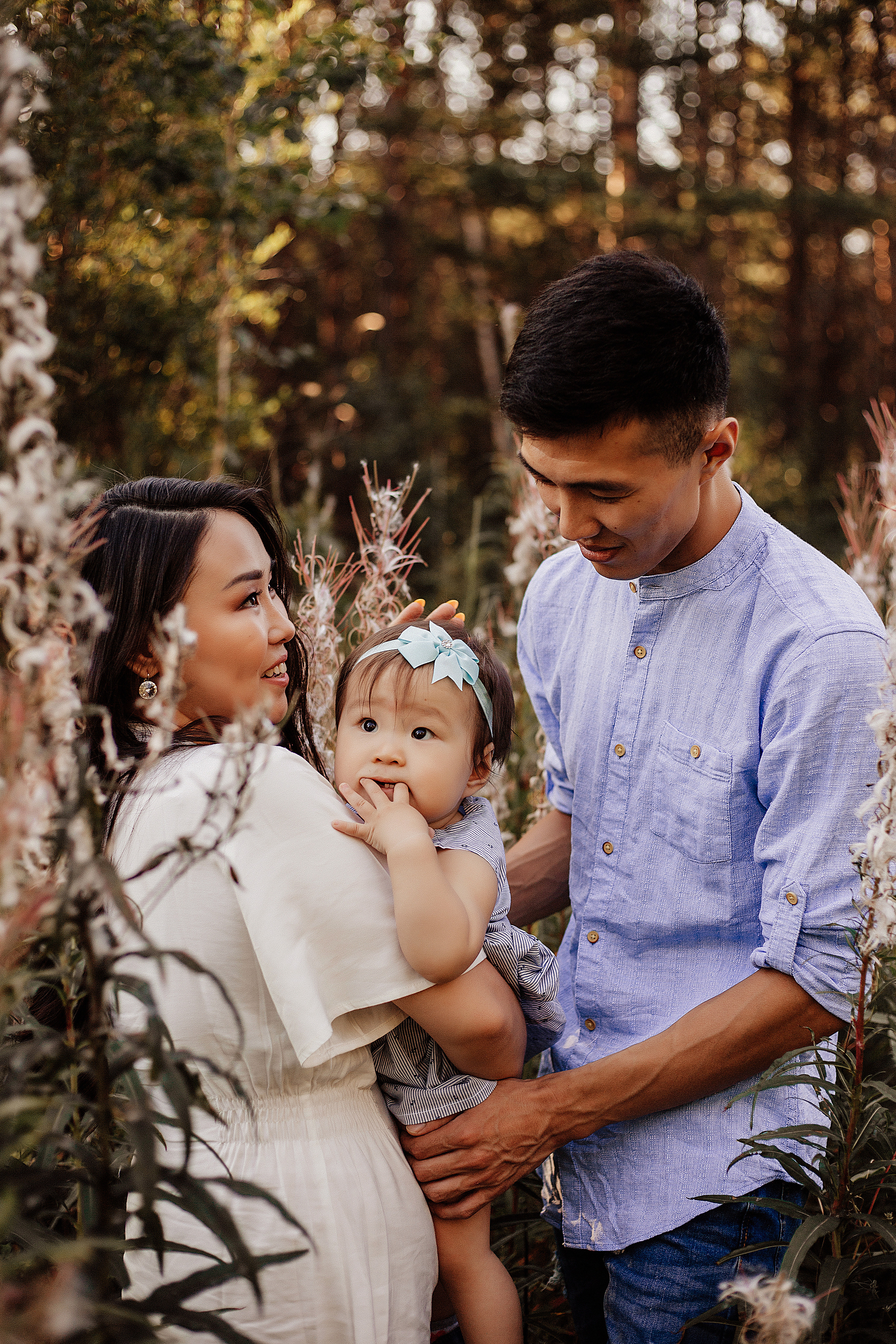 Ариша с родителями. Фотограф Бурятии София Андриянова