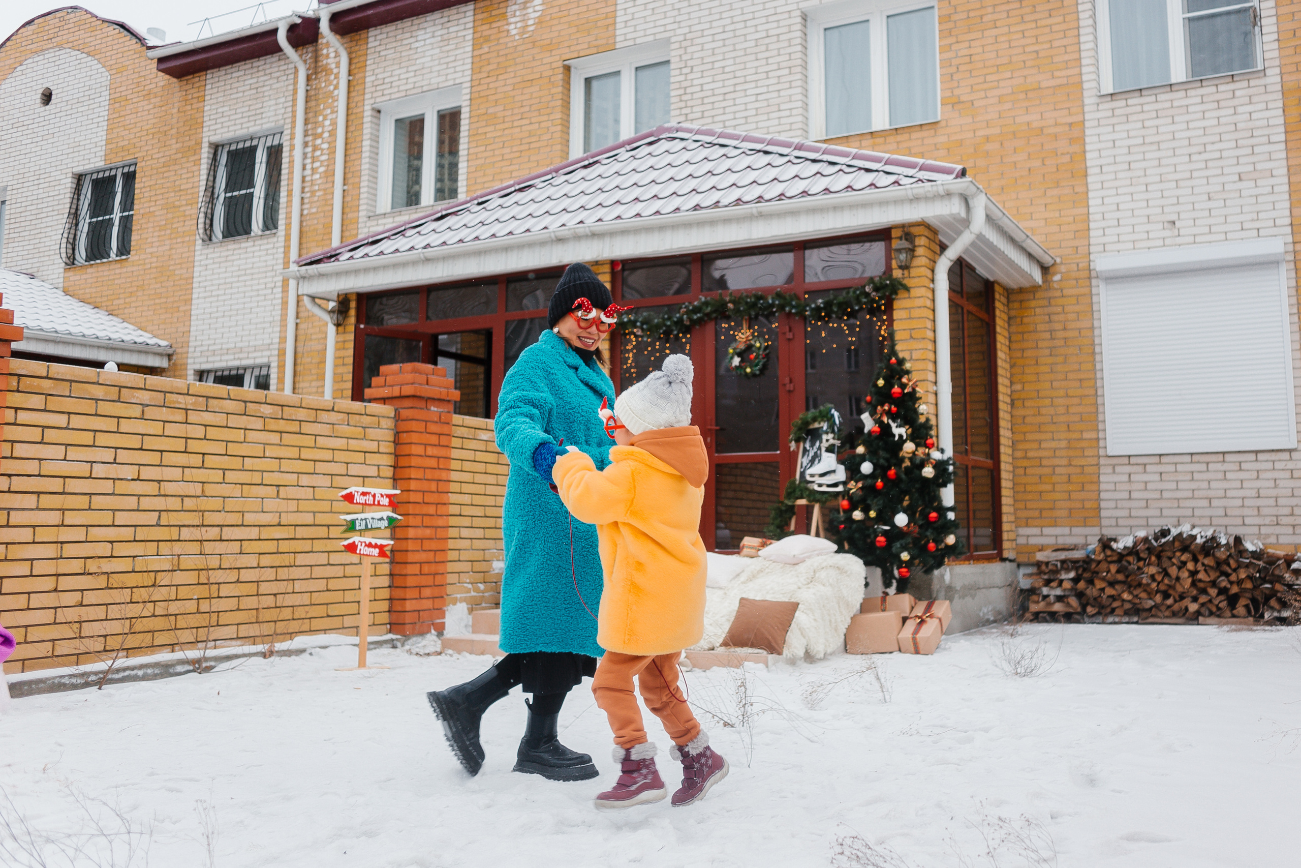 Аюна с дочкой. Фотограф Бурятии София Андриянова
