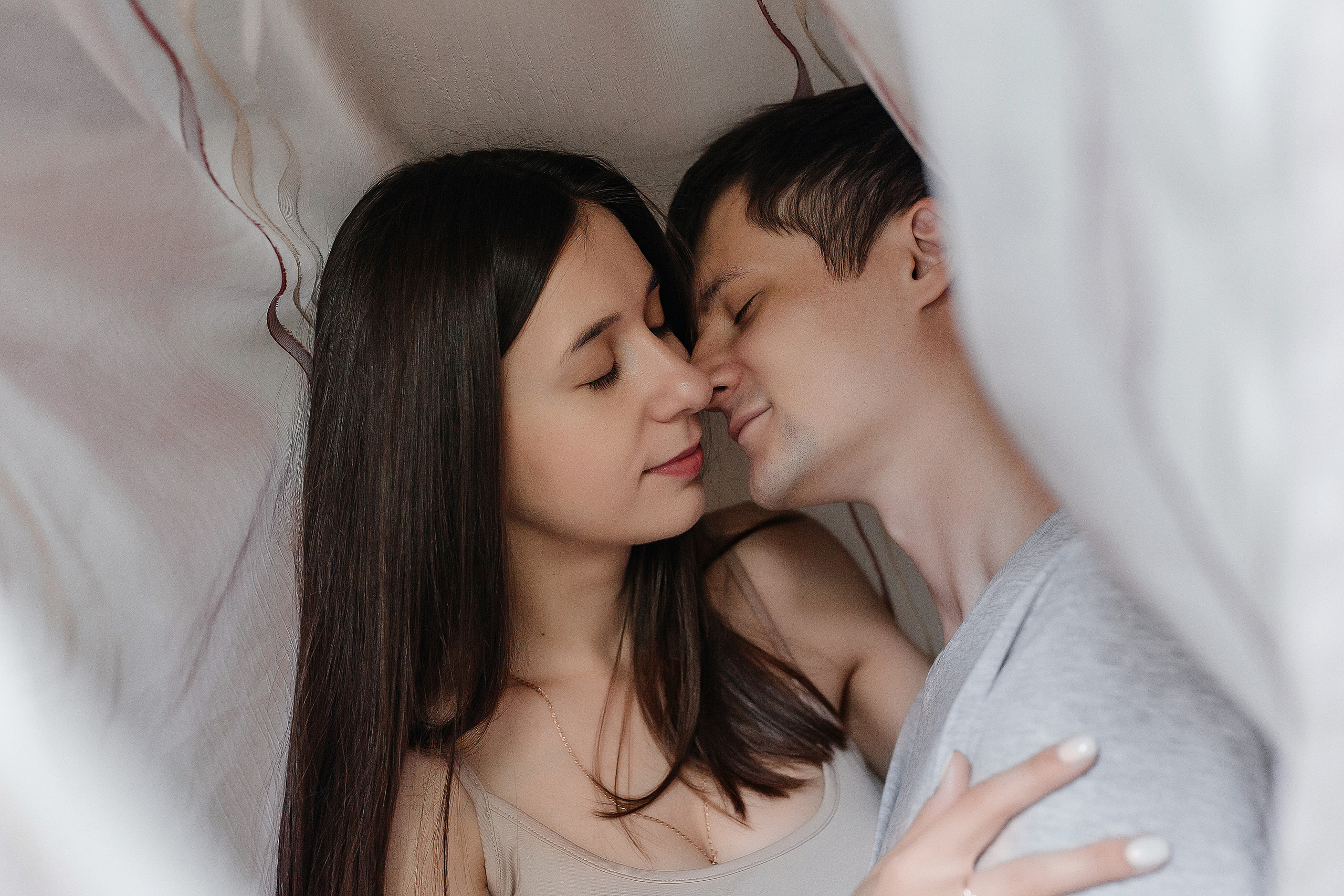 Домашняя лавстори Паши и Наташи. Фотограф Бурятии София Андриянова