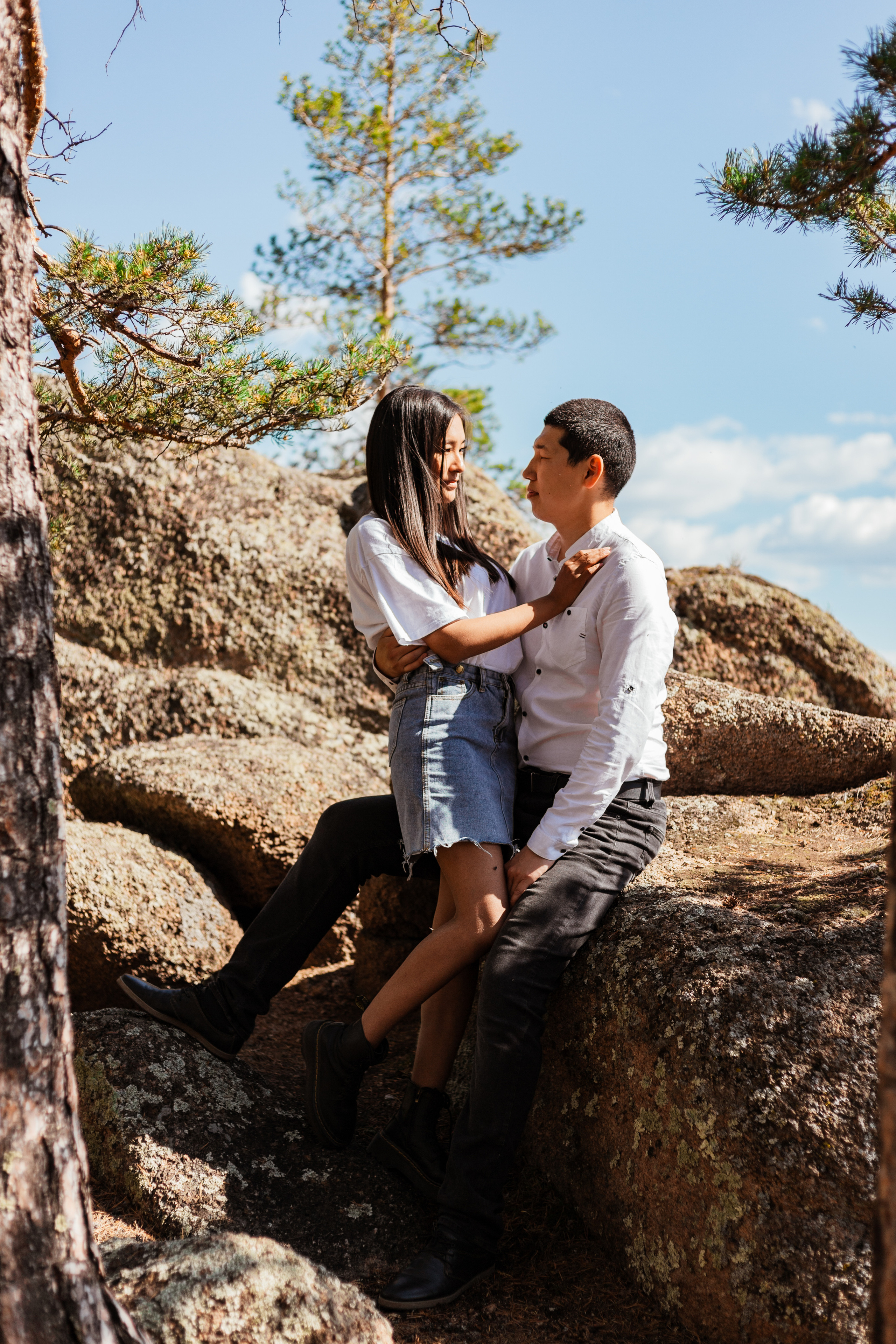 Елена и Сергей. Скалы. Фотограф Бурятии София Андриянова