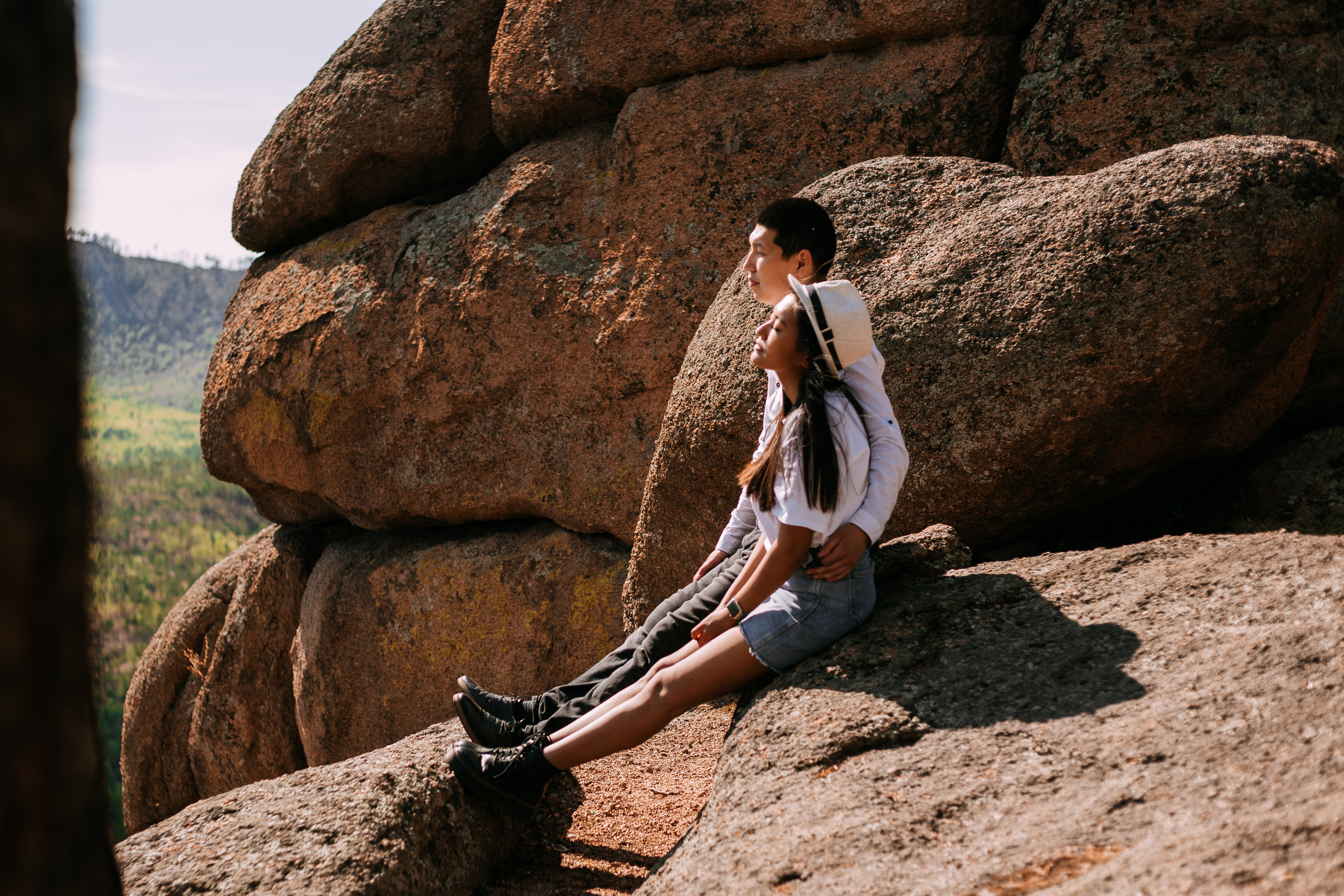 Елена и Сергей. Скалы. Фотограф Бурятии София Андриянова