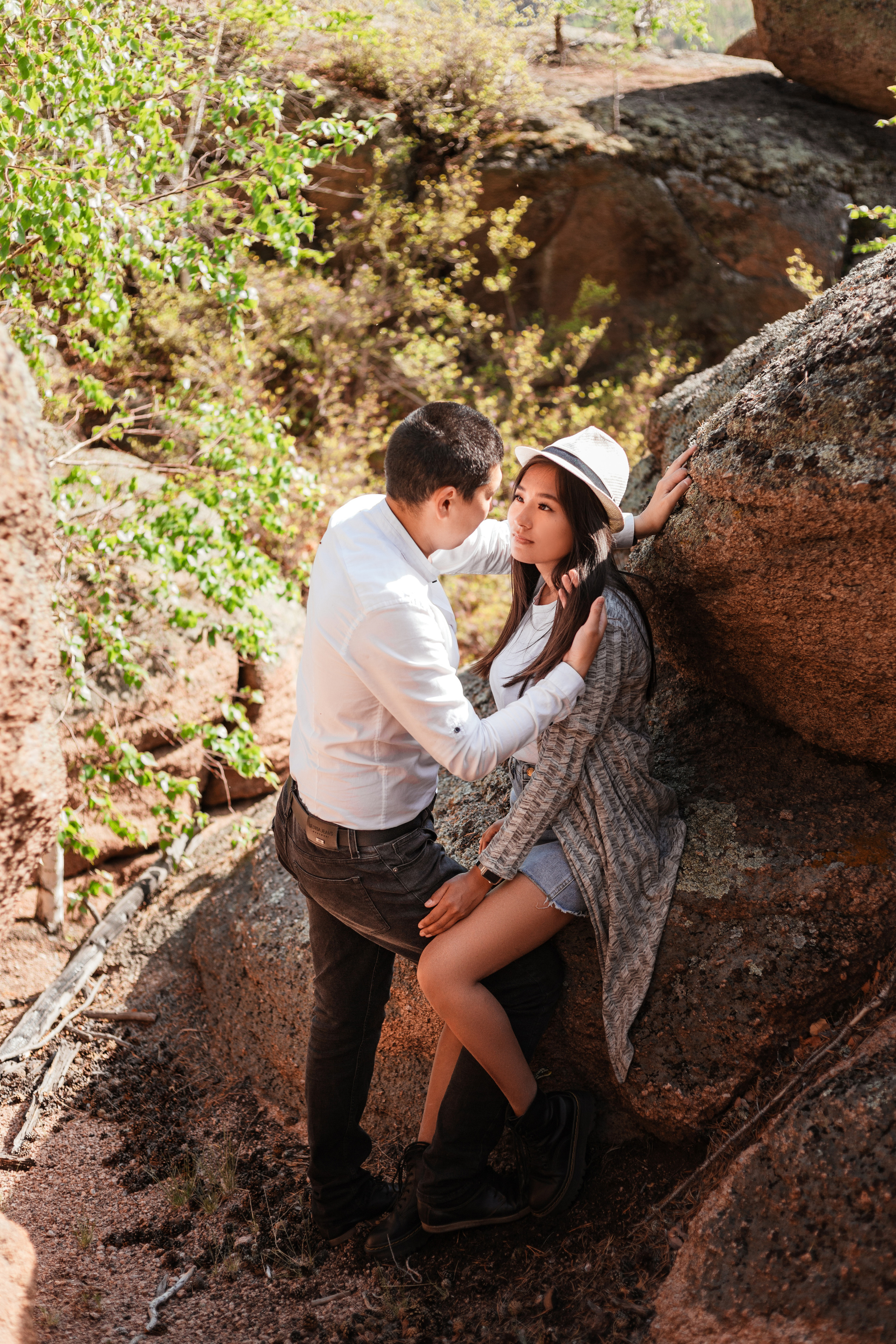 Елена и Сергей. Скалы. Фотограф Бурятии София Андриянова