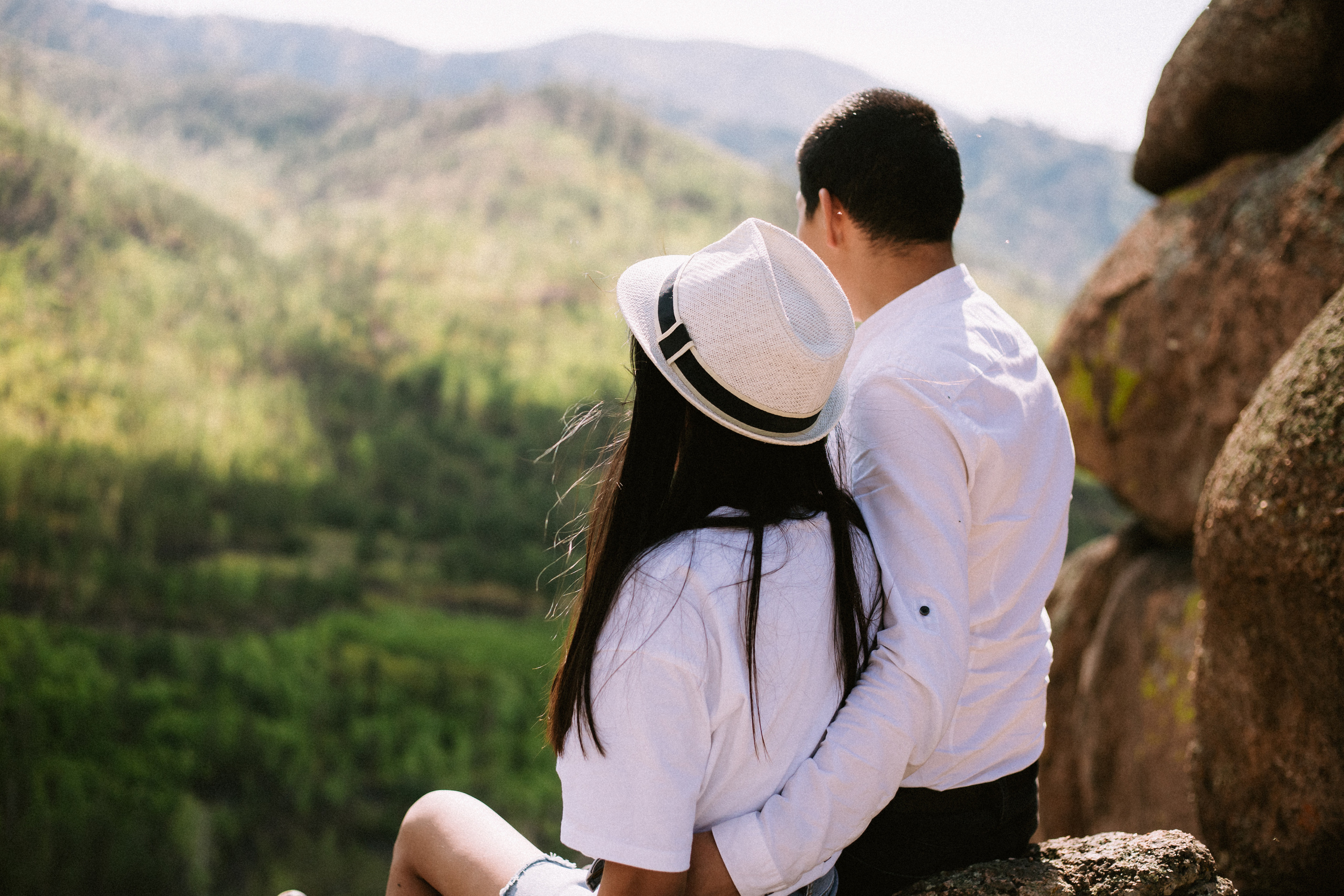 Елена и Сергей. Скалы. Фотограф Бурятии София Андриянова